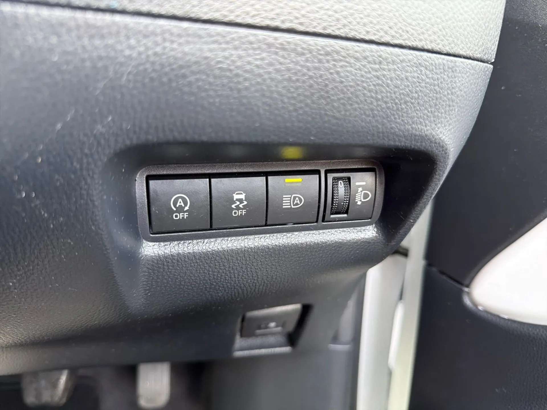 2023 TOYOTA AYGO X 2023 TOYOTA AYGO X