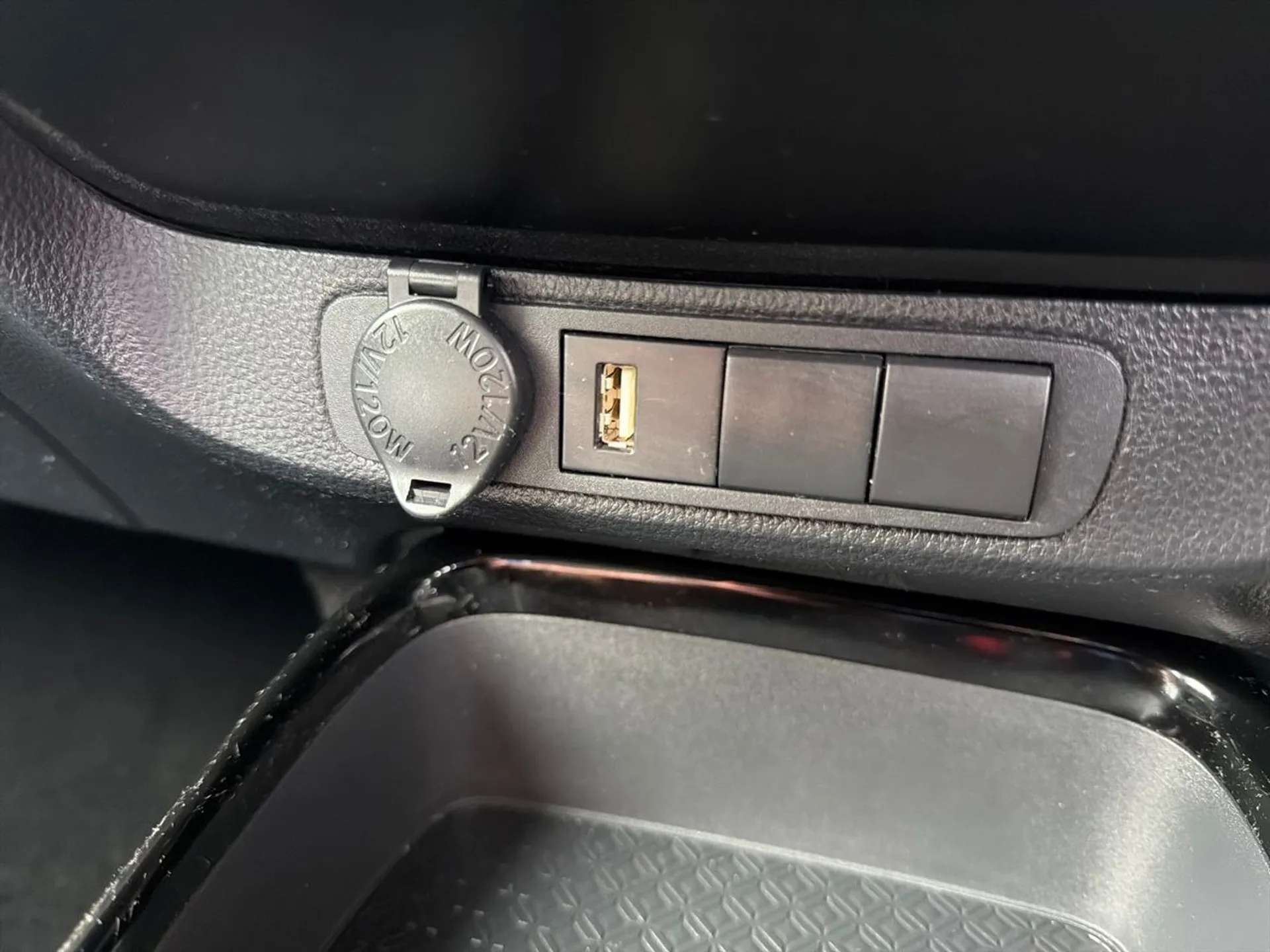 2023 TOYOTA AYGO X 2023 TOYOTA AYGO X