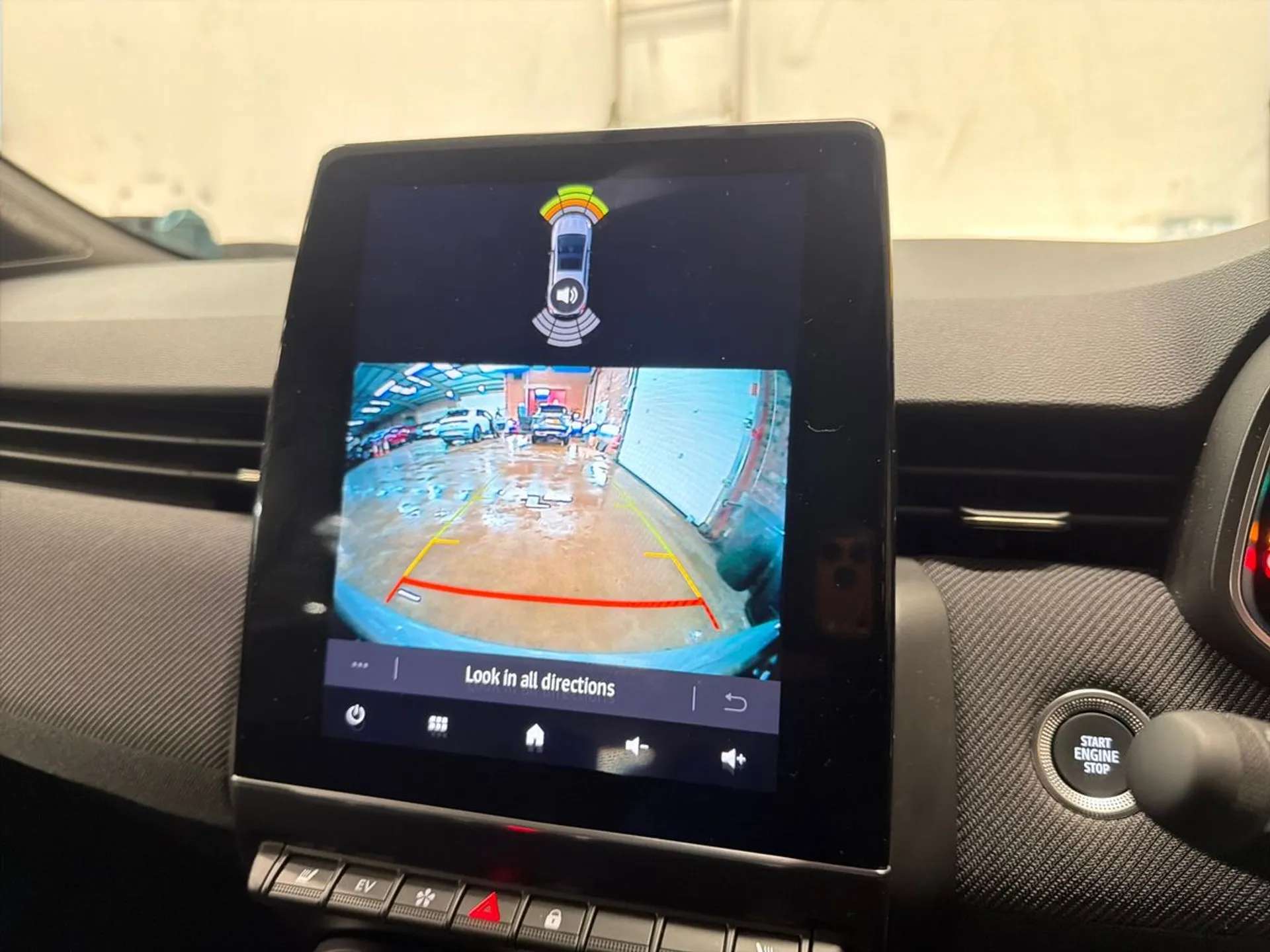 2024 RENAULT CLIO 2024 RENAULT CLIO