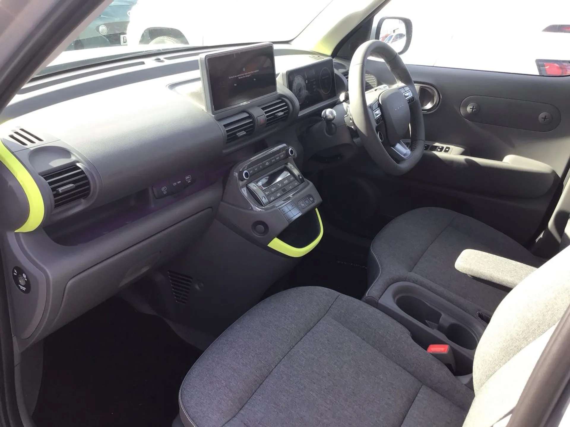 2025 HYUNDAI INSTER 2025 HYUNDAI INSTER