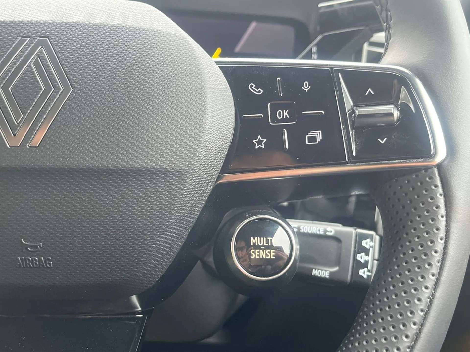 2025 RENAULT 5 2025 RENAULT 5