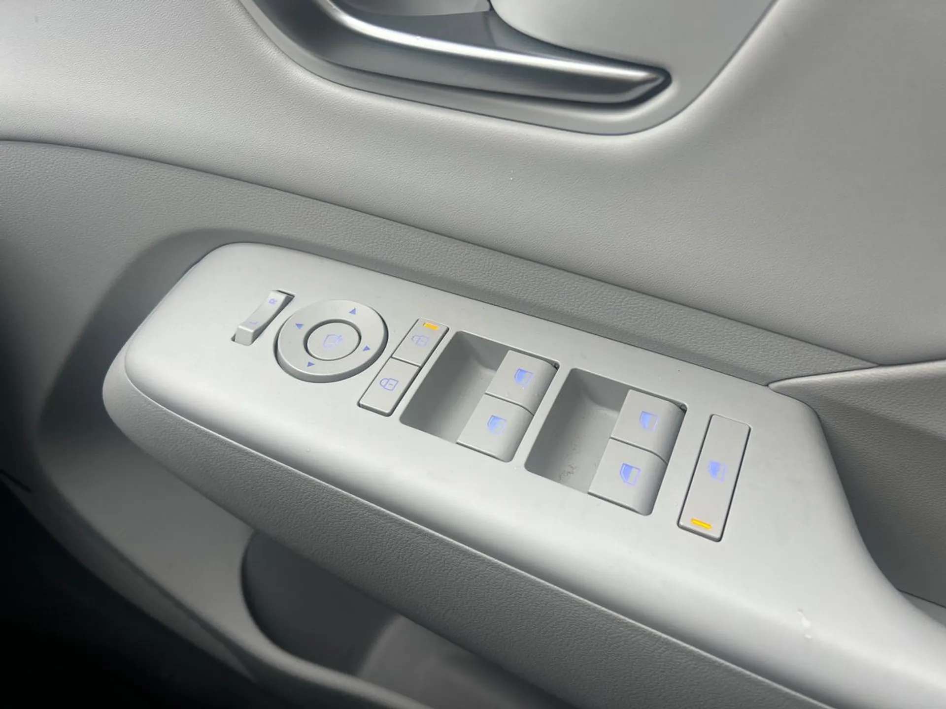 2024 HYUNDAI KONA 2024 HYUNDAI KONA