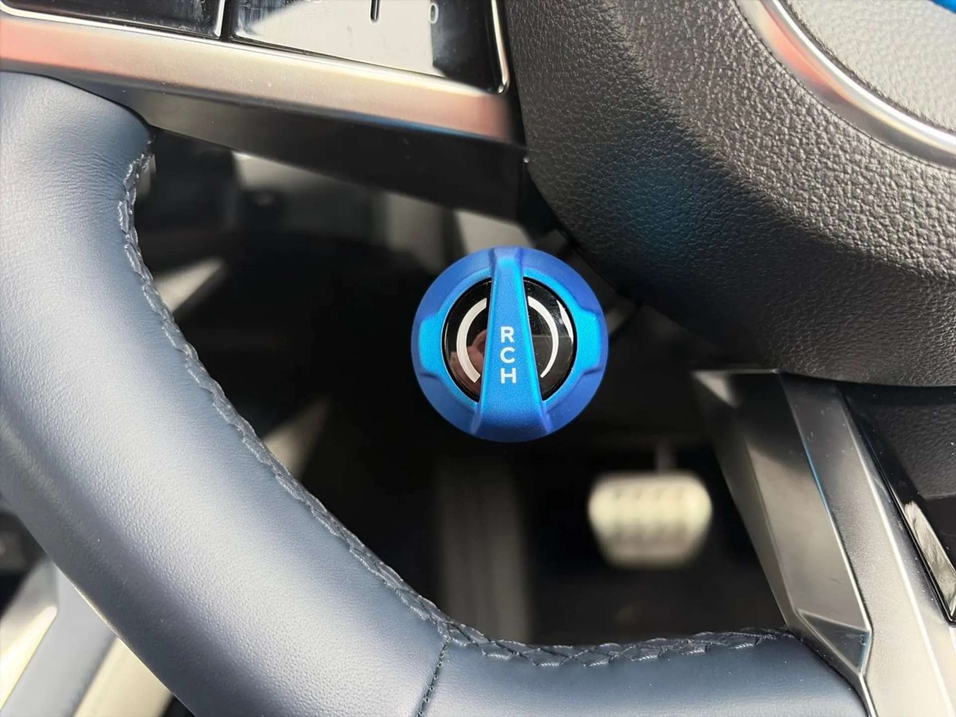 2025 ALPINE A290 2025 ALPINE A290