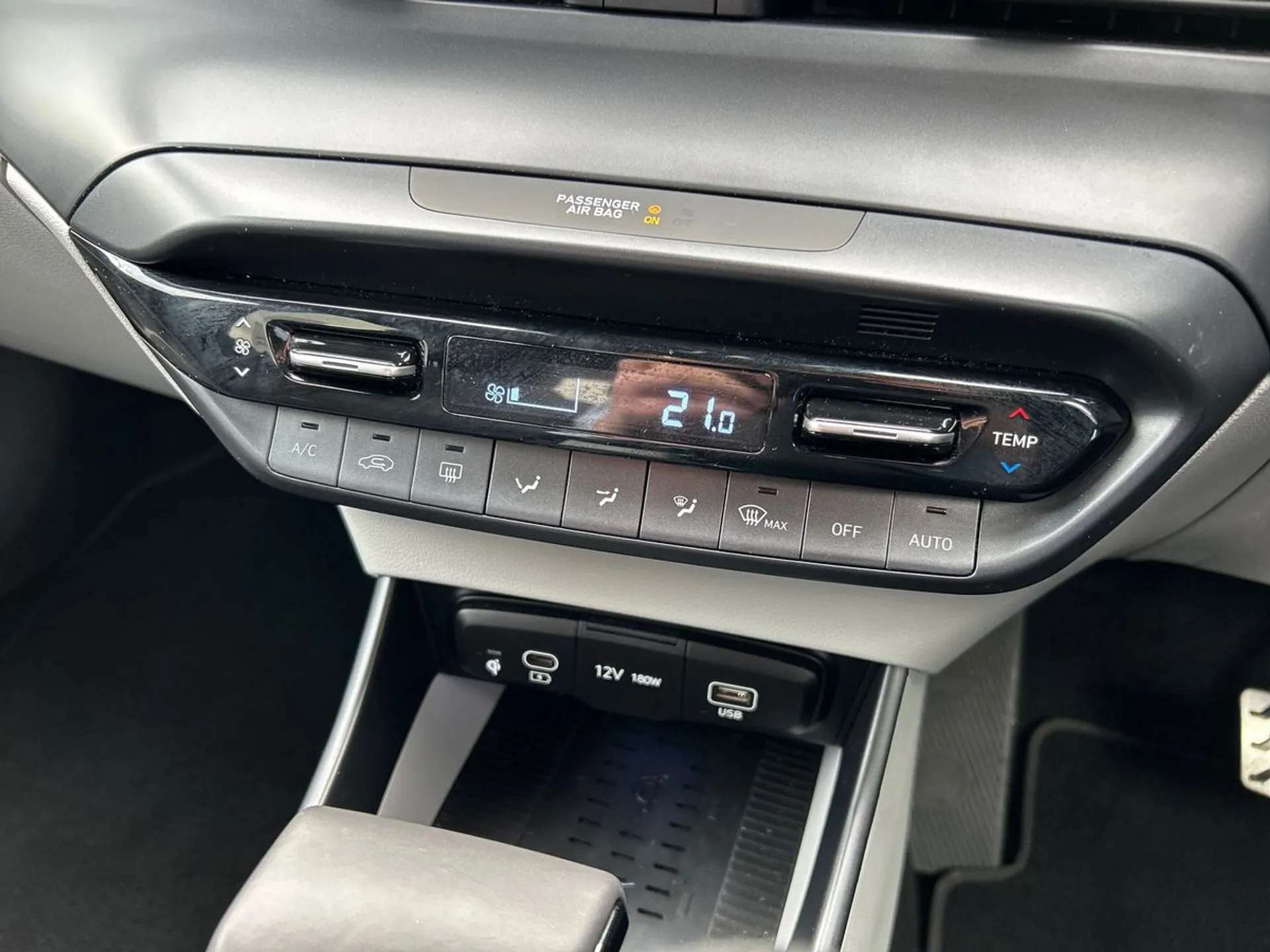 2024 HYUNDAI BAYON 2024 HYUNDAI BAYON