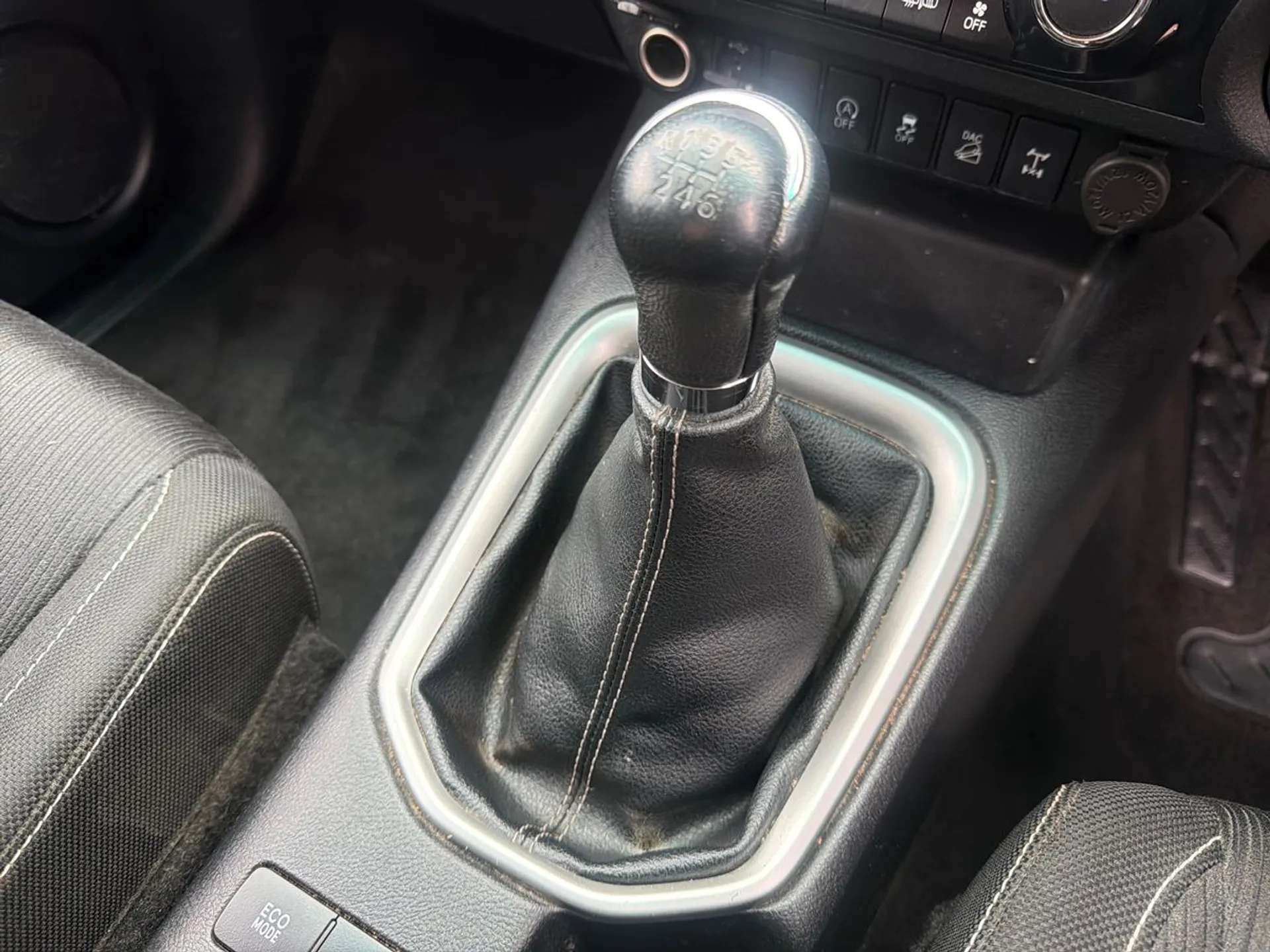 2019 TOYOTA HILUX 2019 TOYOTA HILUX