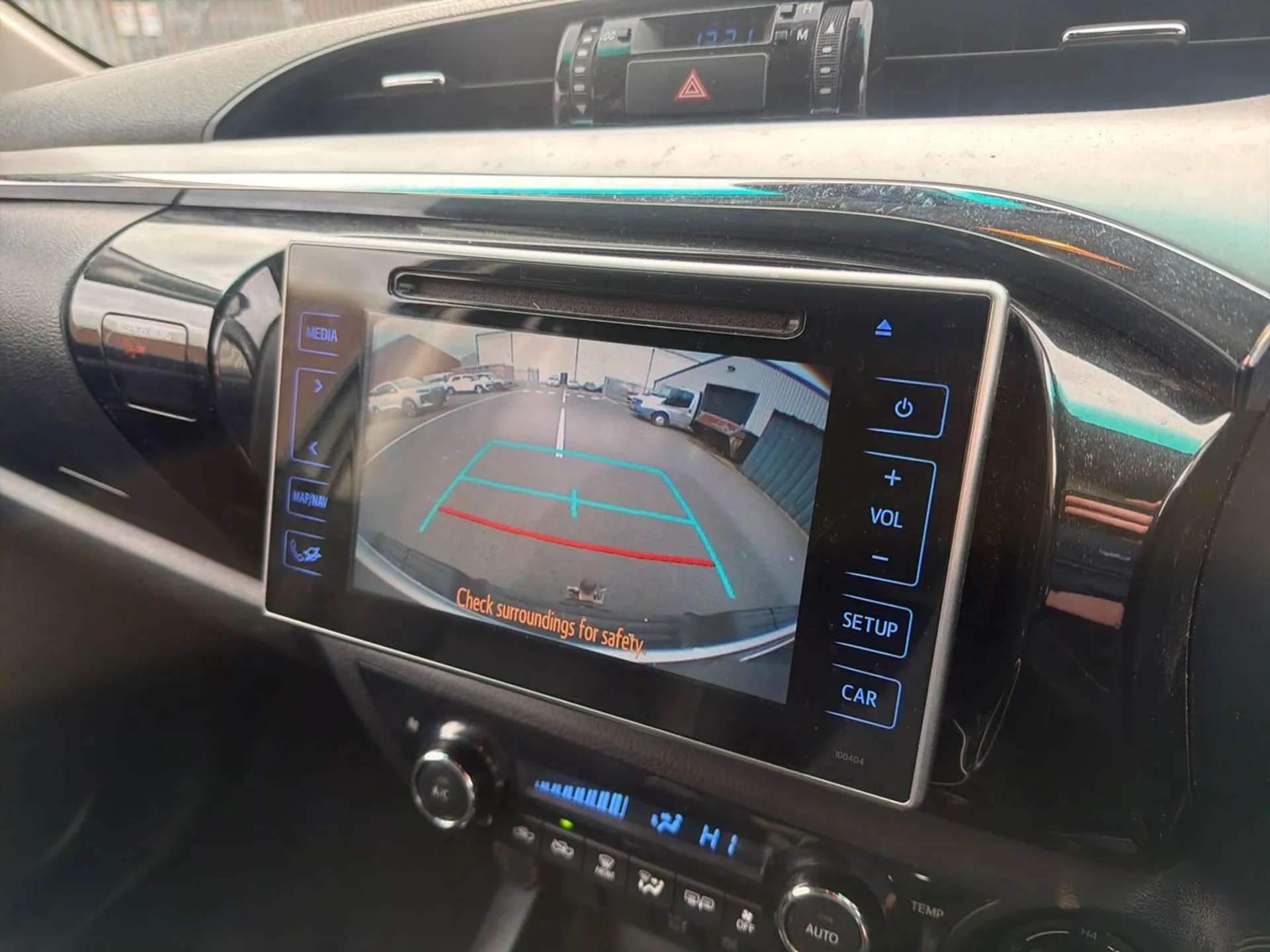 2019 TOYOTA HILUX 2019 TOYOTA HILUX