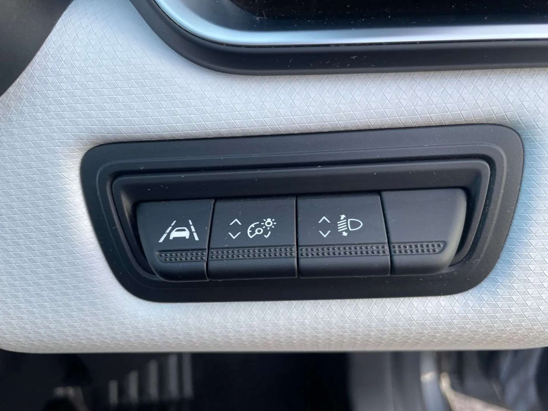 2023 RENAULT CLIO 2023 RENAULT CLIO