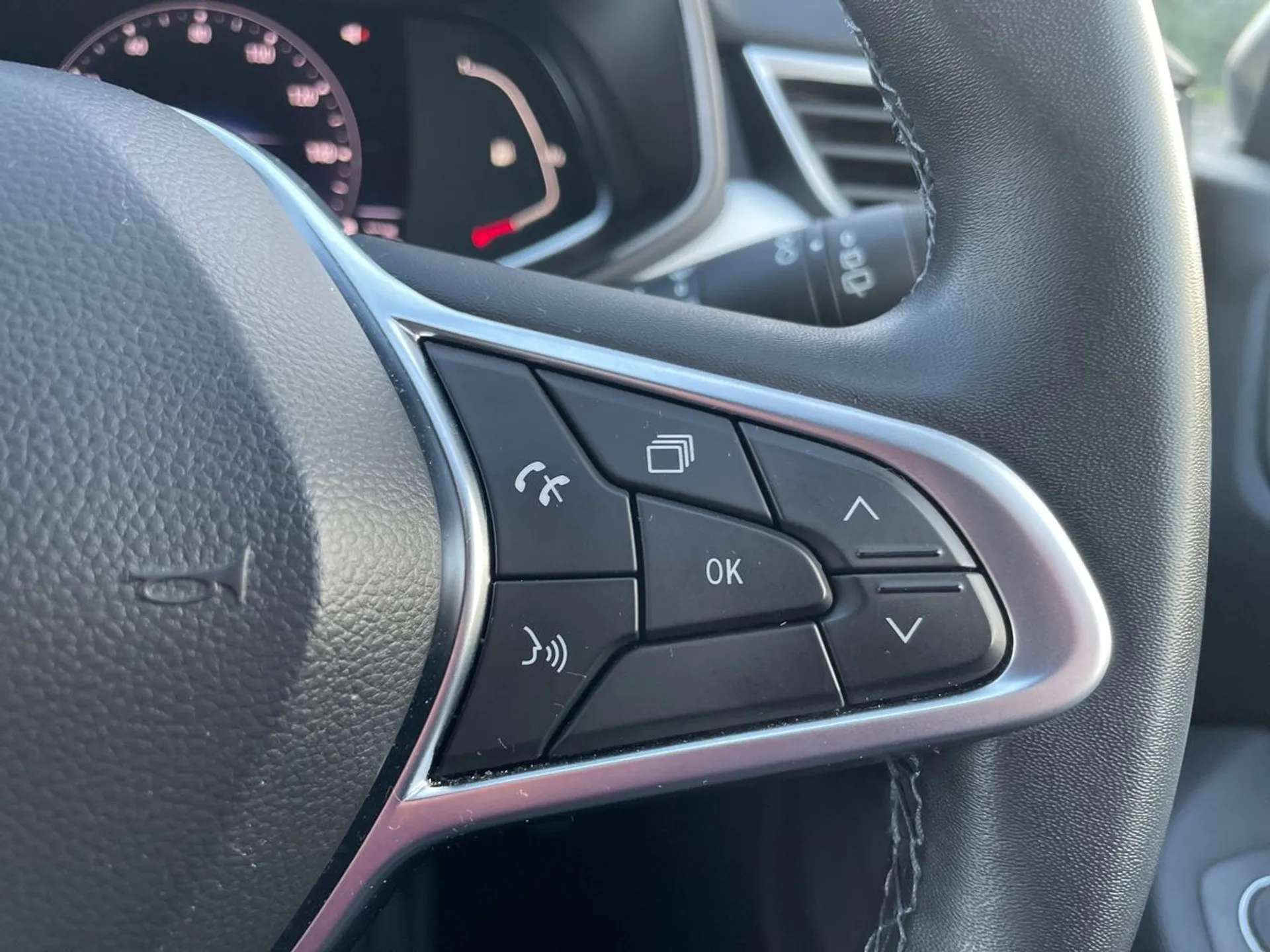 2023 RENAULT CLIO 2023 RENAULT CLIO