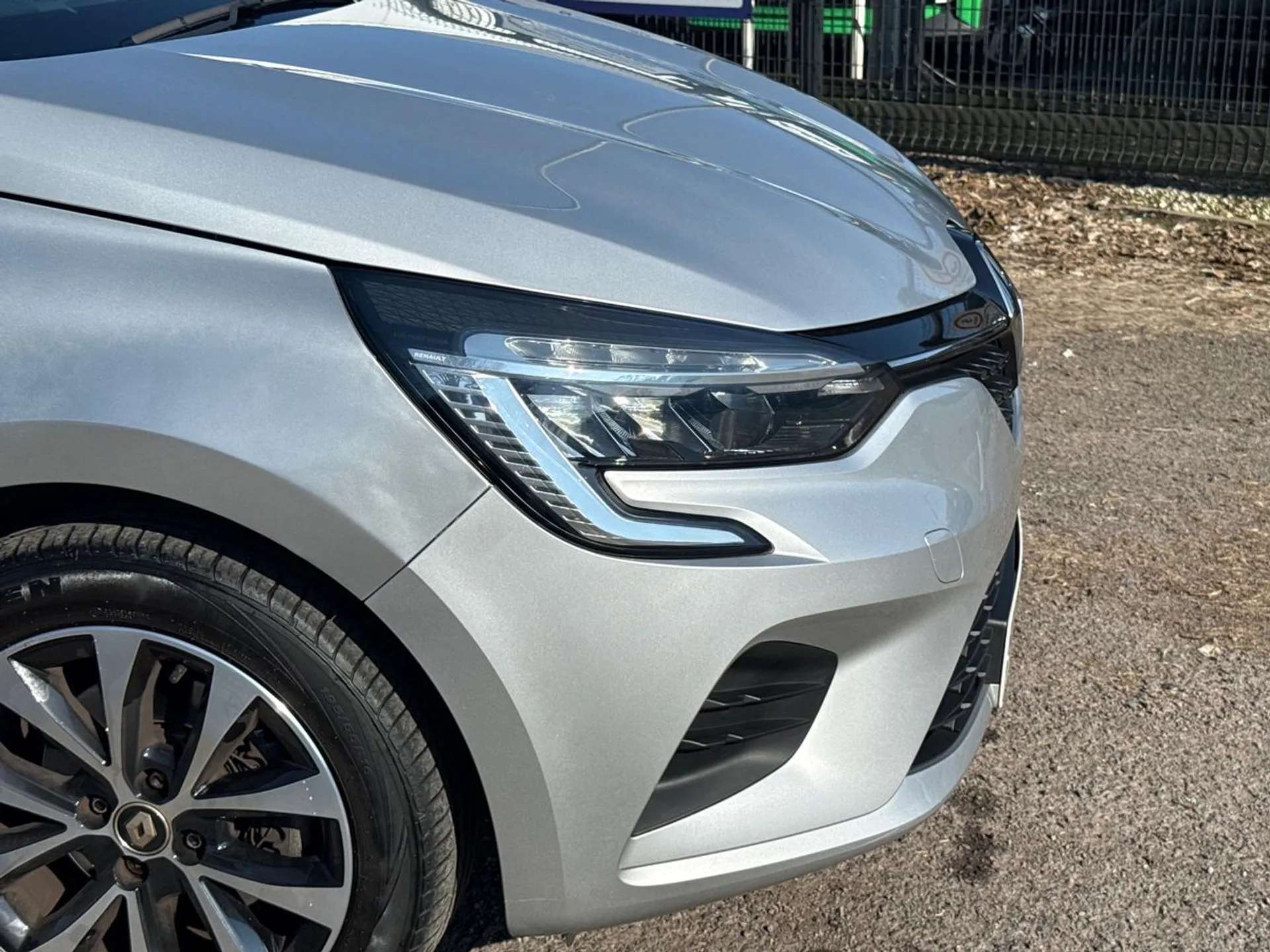 2021 RENAULT CLIO 2021 RENAULT CLIO