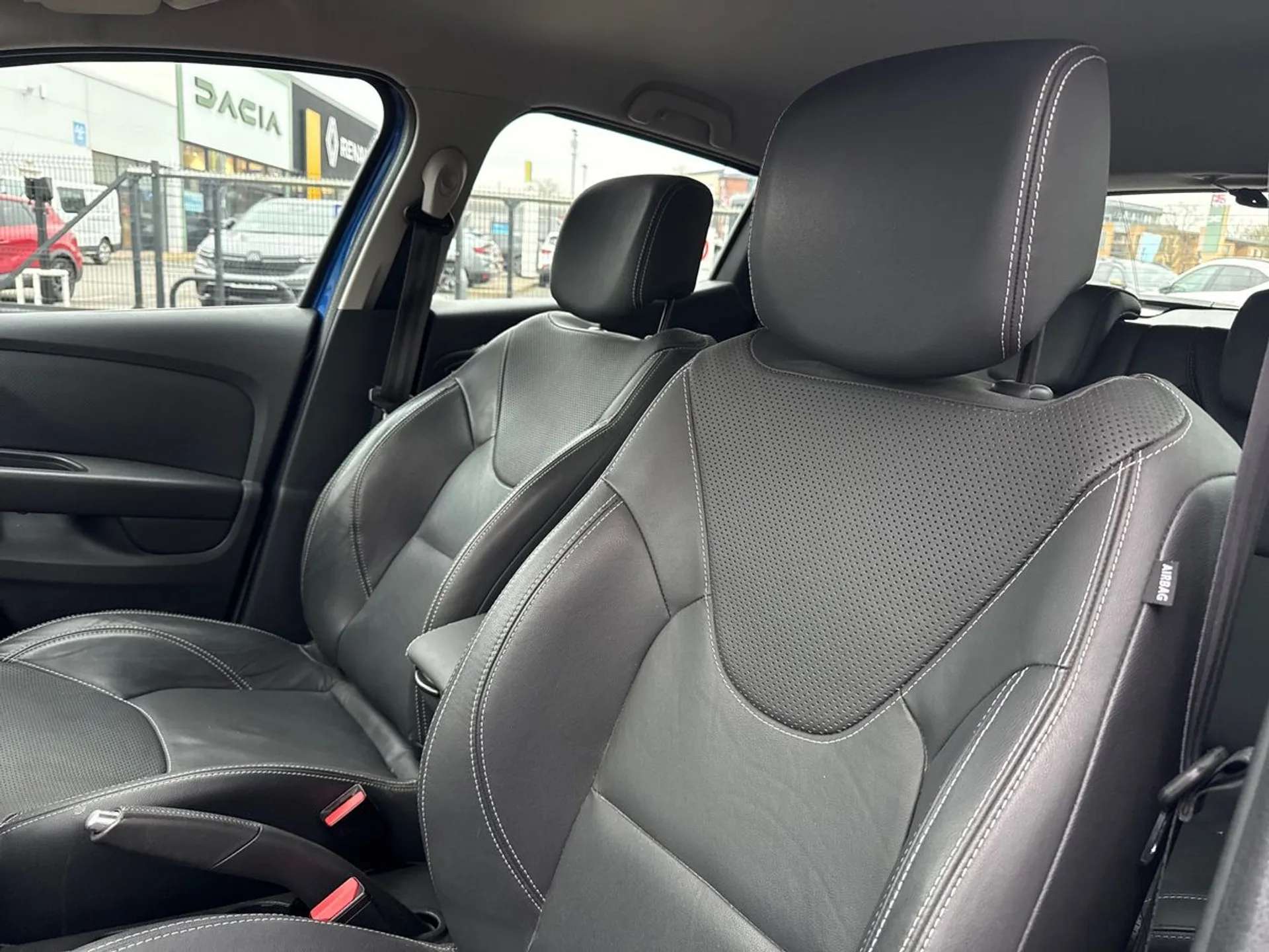 2018 RENAULT CLIO 2018 RENAULT CLIO