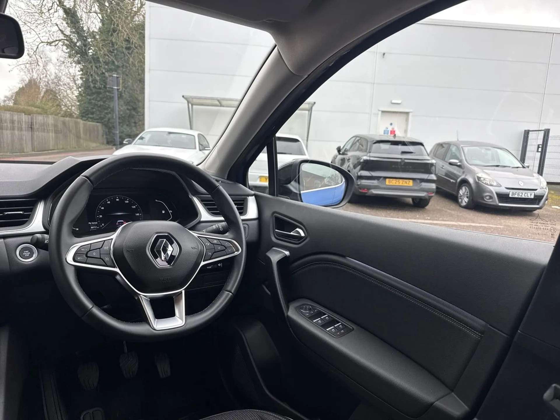 2024 RENAULT CAPTUR 2024 RENAULT CAPTUR