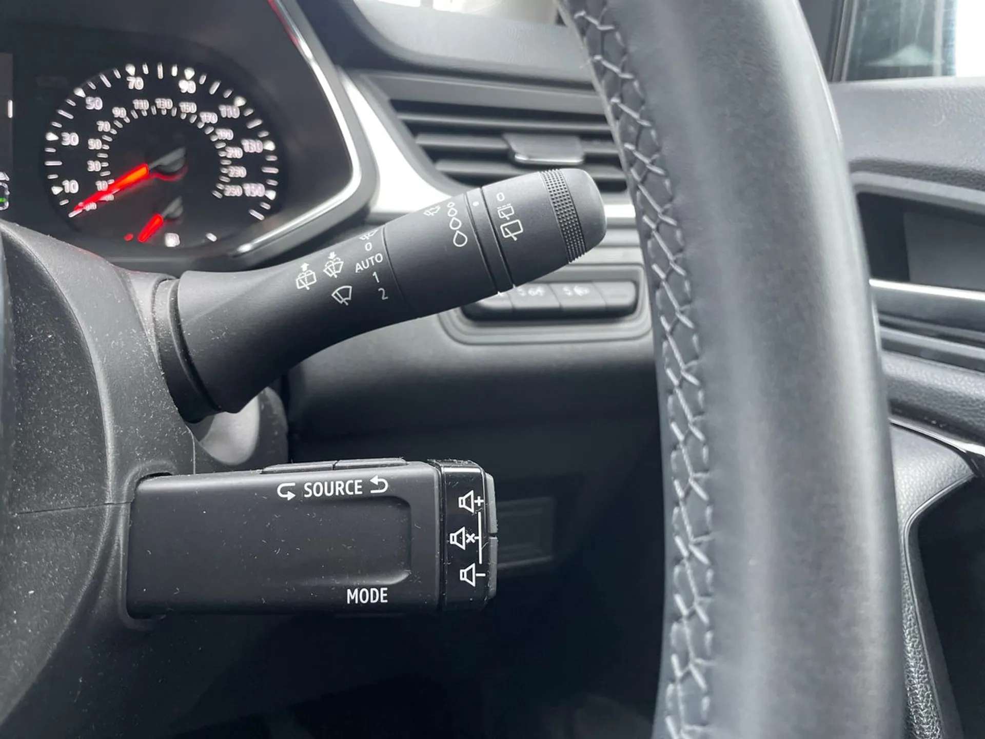 2022 RENAULT CAPTUR 2022 RENAULT CAPTUR