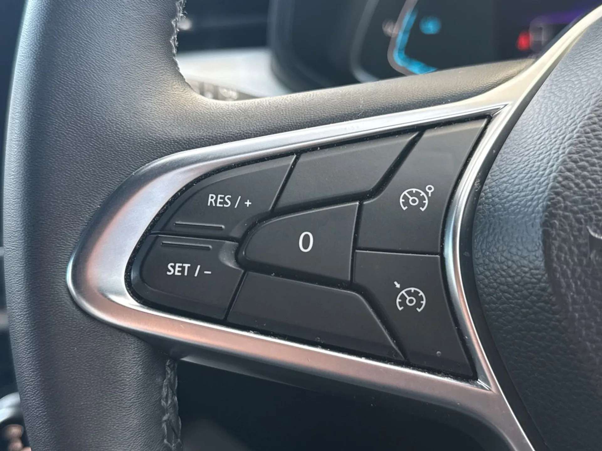 2023 RENAULT CLIO 2023 RENAULT CLIO