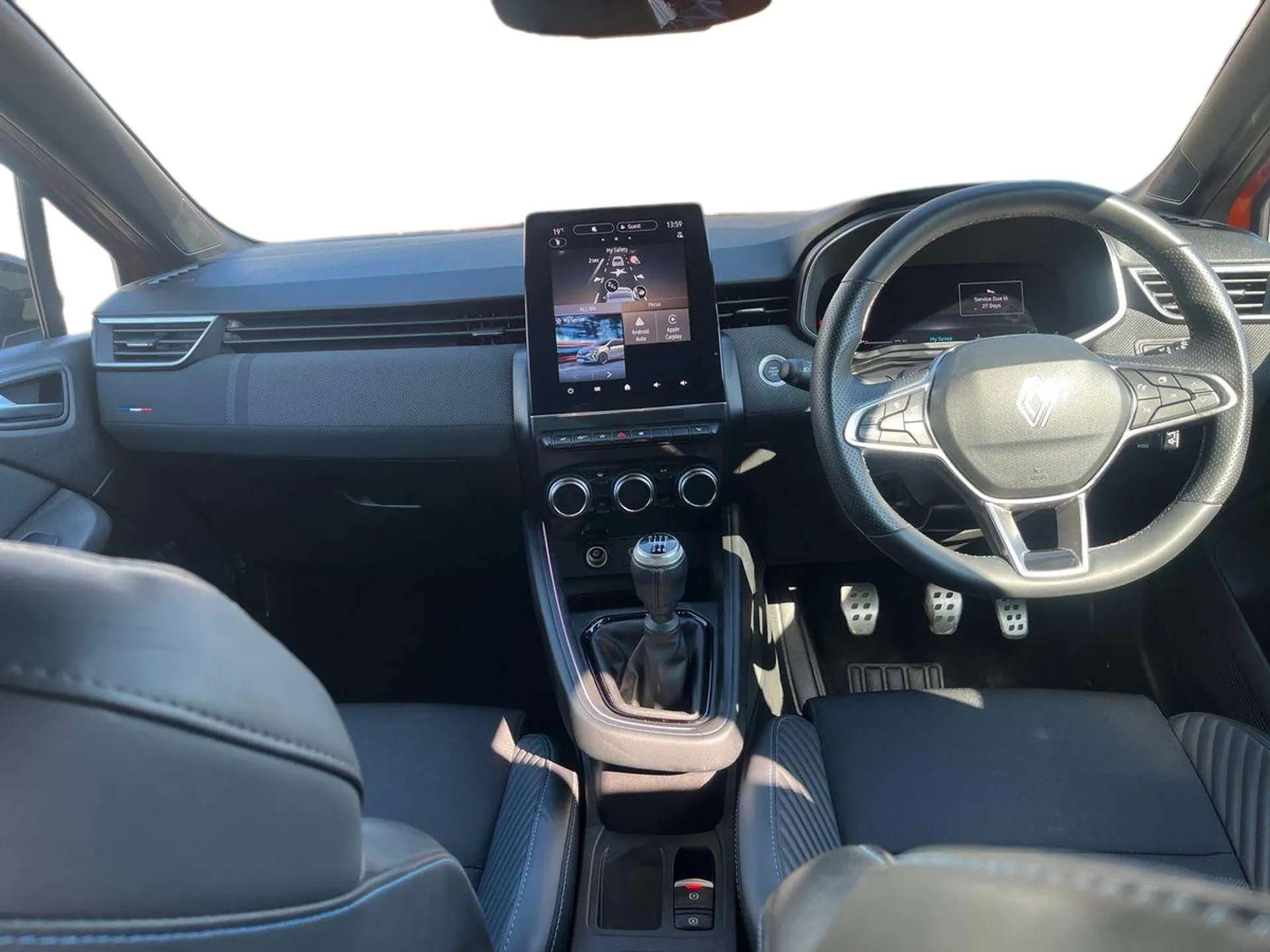 2025 RENAULT CLIO 2025 RENAULT CLIO