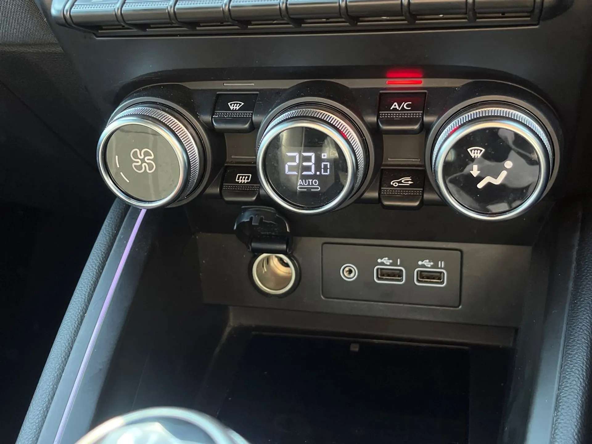 2025 RENAULT CLIO 2025 RENAULT CLIO