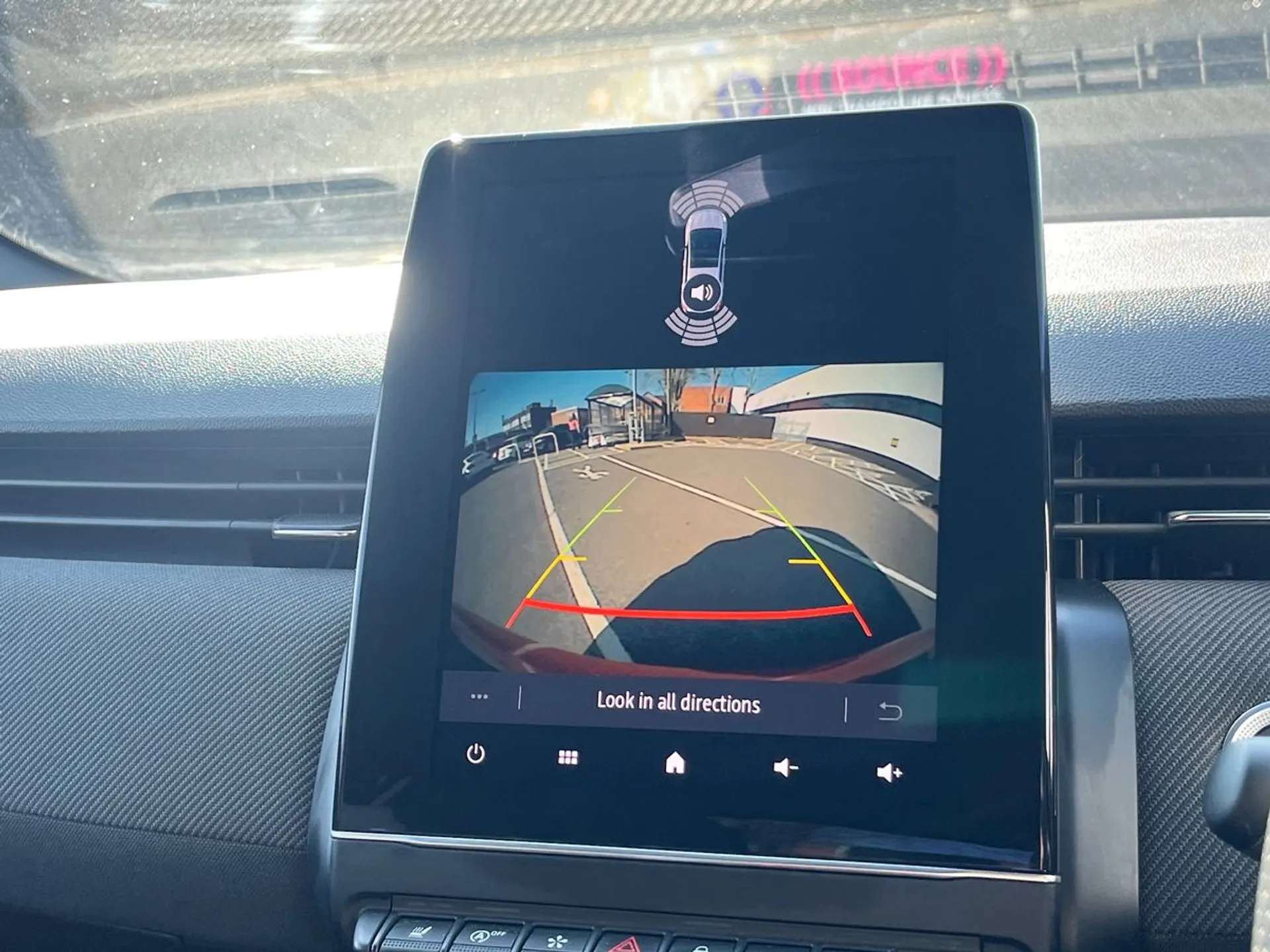 2025 RENAULT CLIO 2025 RENAULT CLIO