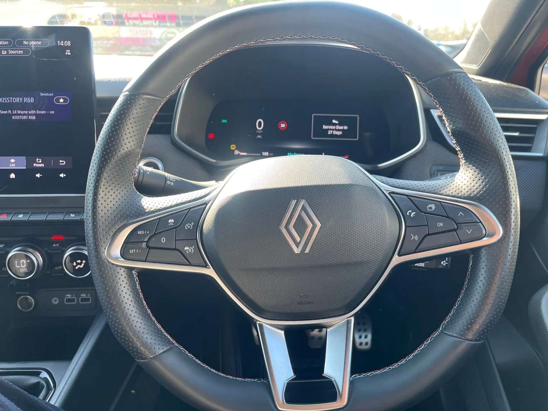 2025 RENAULT CLIO 2025 RENAULT CLIO