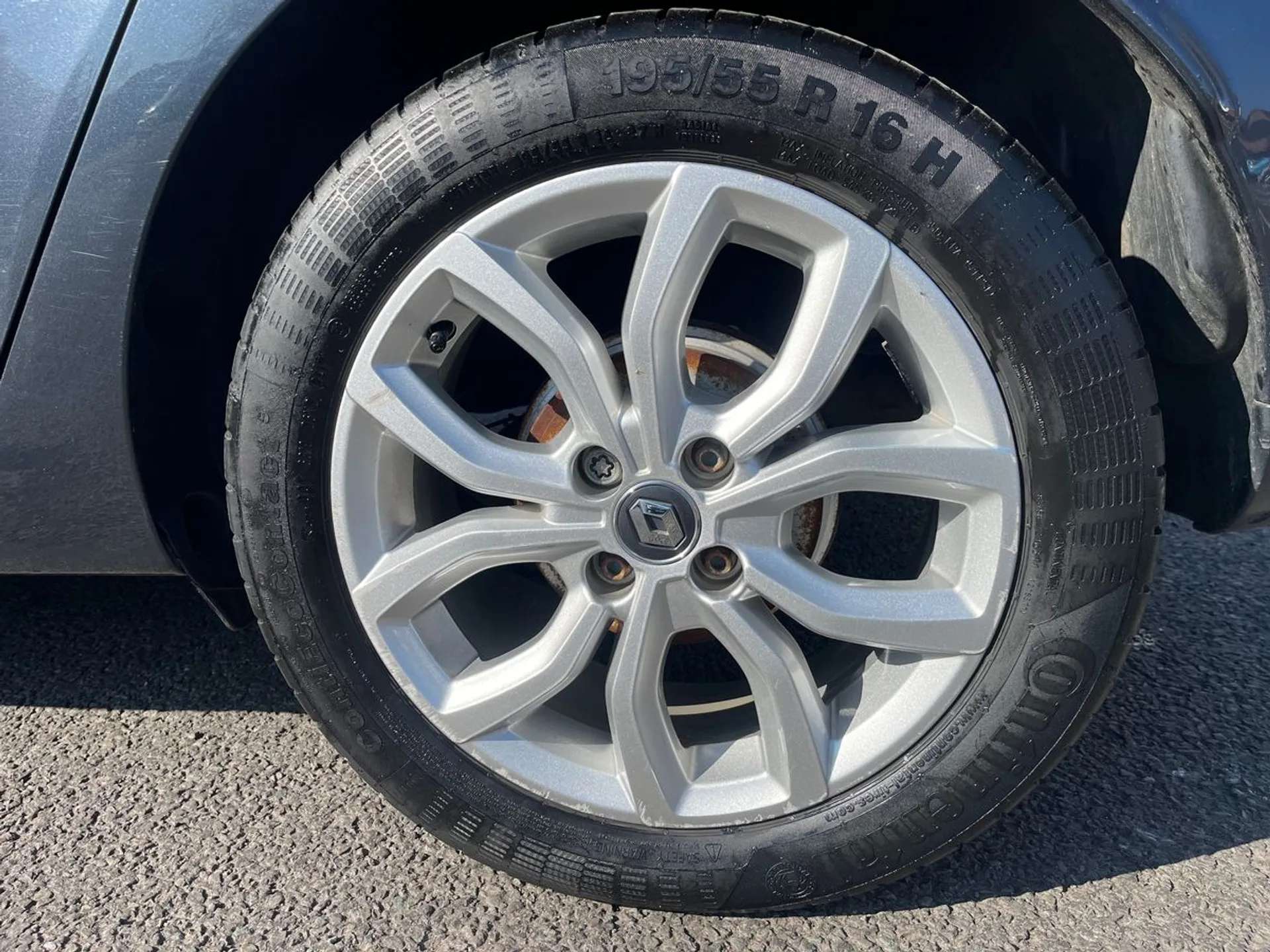 2017 RENAULT CLIO 2017 RENAULT CLIO