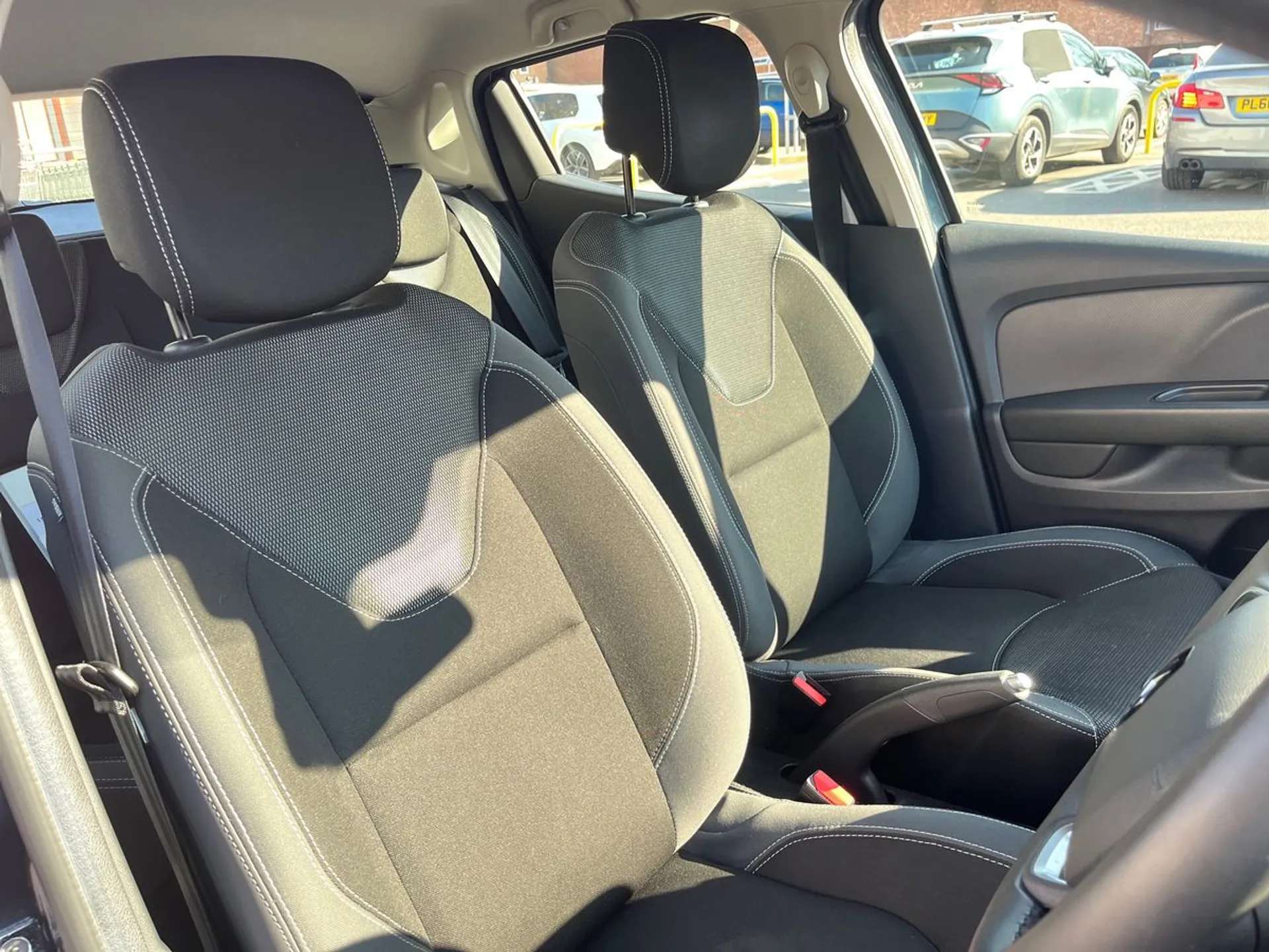 2017 RENAULT CLIO 2017 RENAULT CLIO