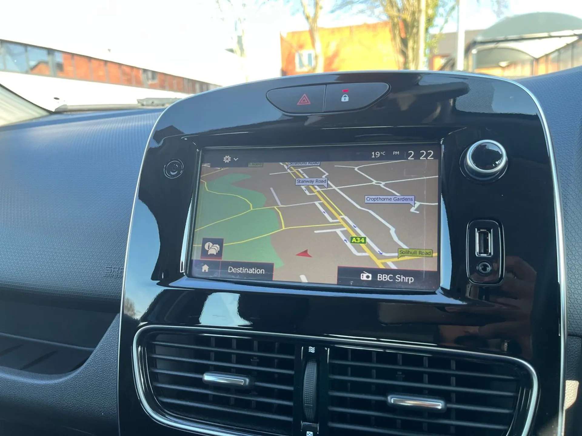 2017 RENAULT CLIO 2017 RENAULT CLIO