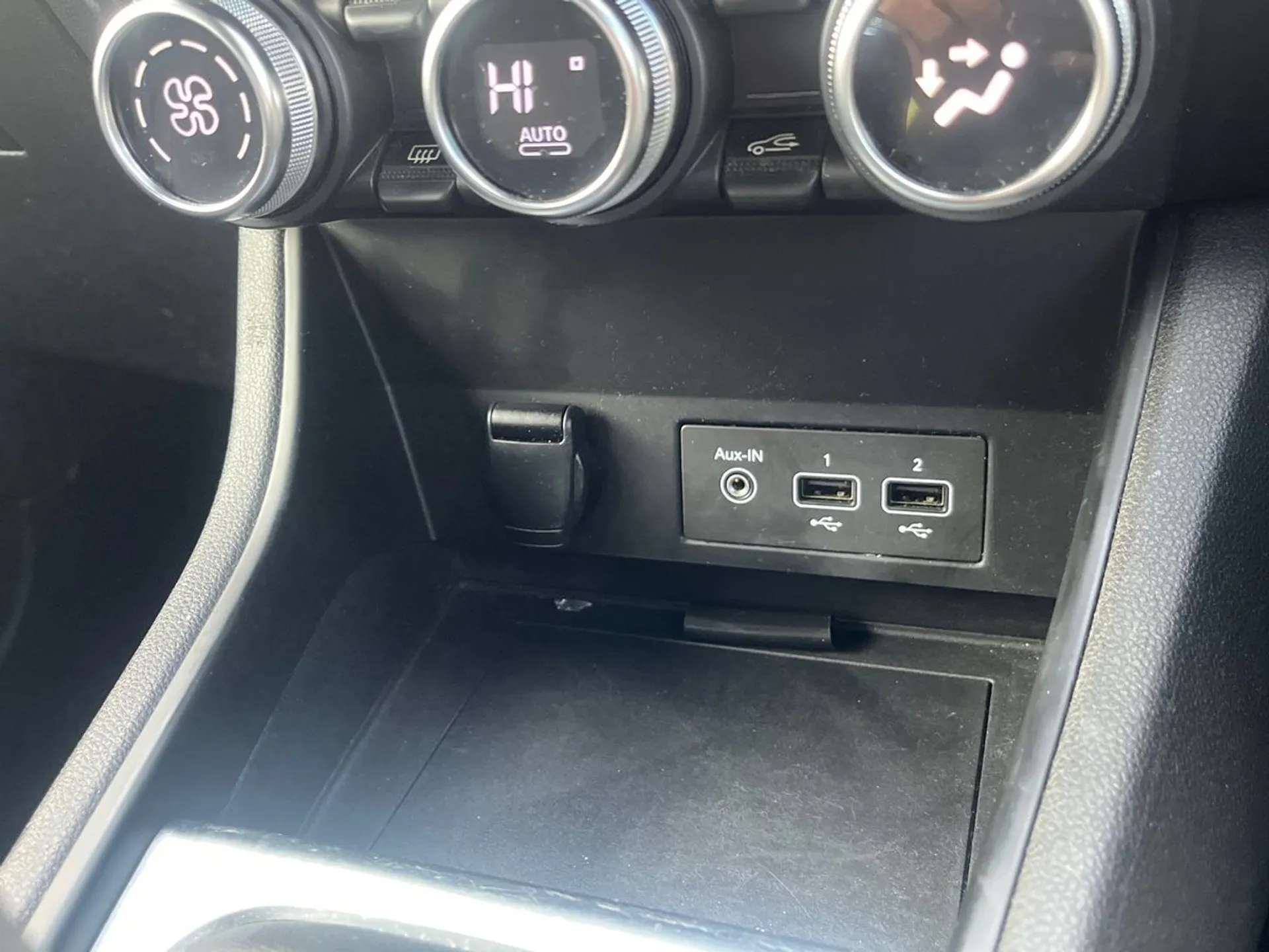 2020 RENAULT CAPTUR 2020 RENAULT CAPTUR