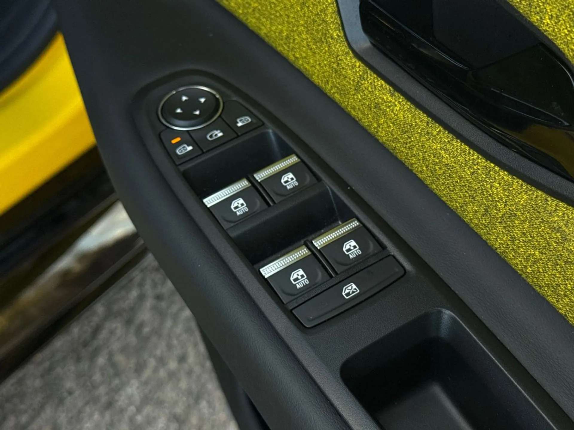 2025 RENAULT 5 2025 RENAULT 5