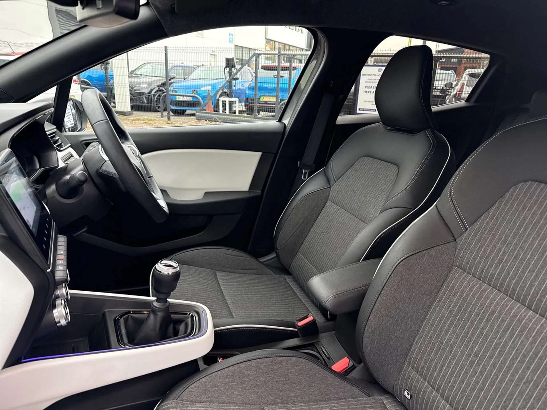 2022 RENAULT CLIO 2022 RENAULT CLIO