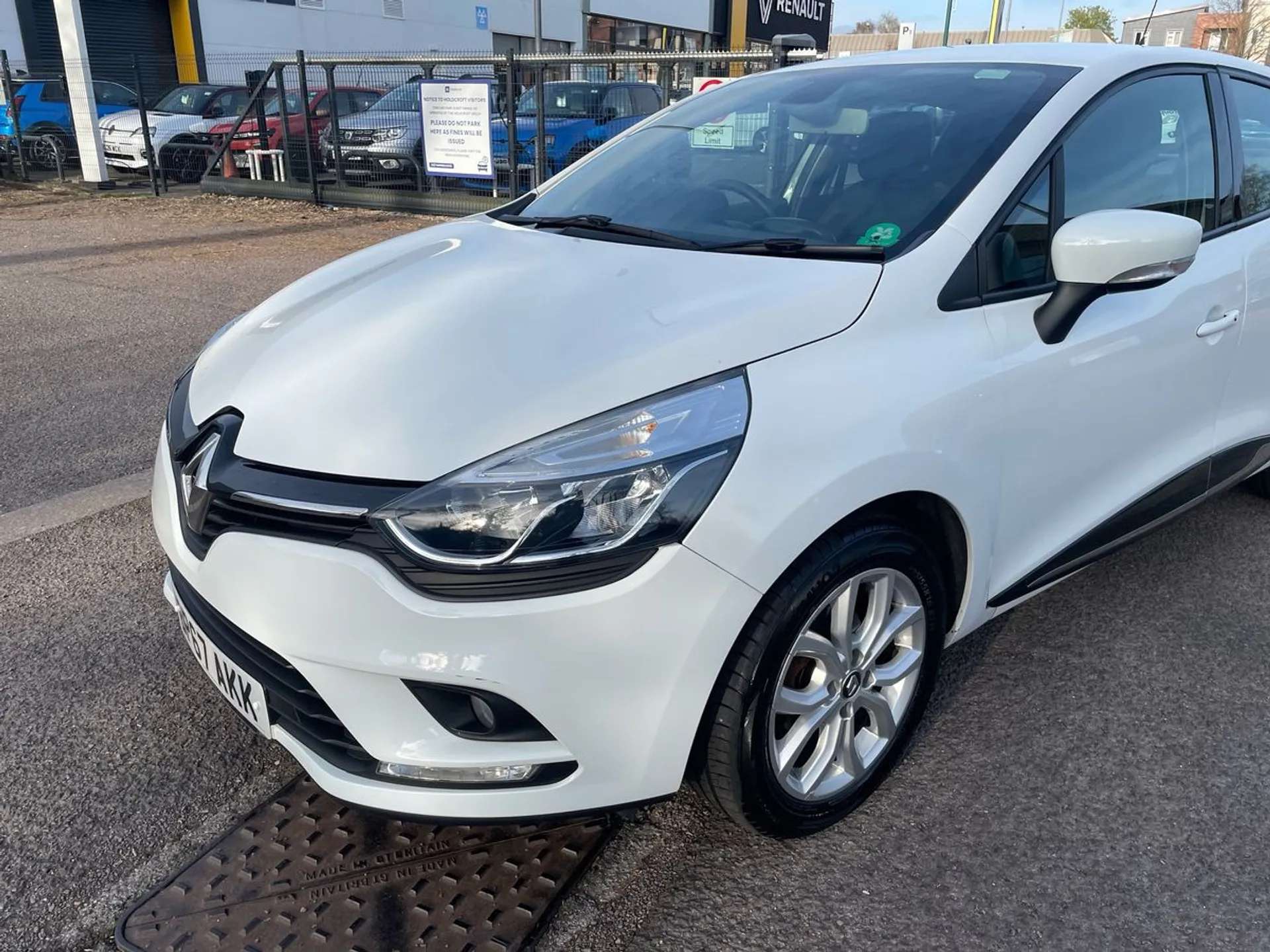 2018 RENAULT CLIO 2018 RENAULT CLIO