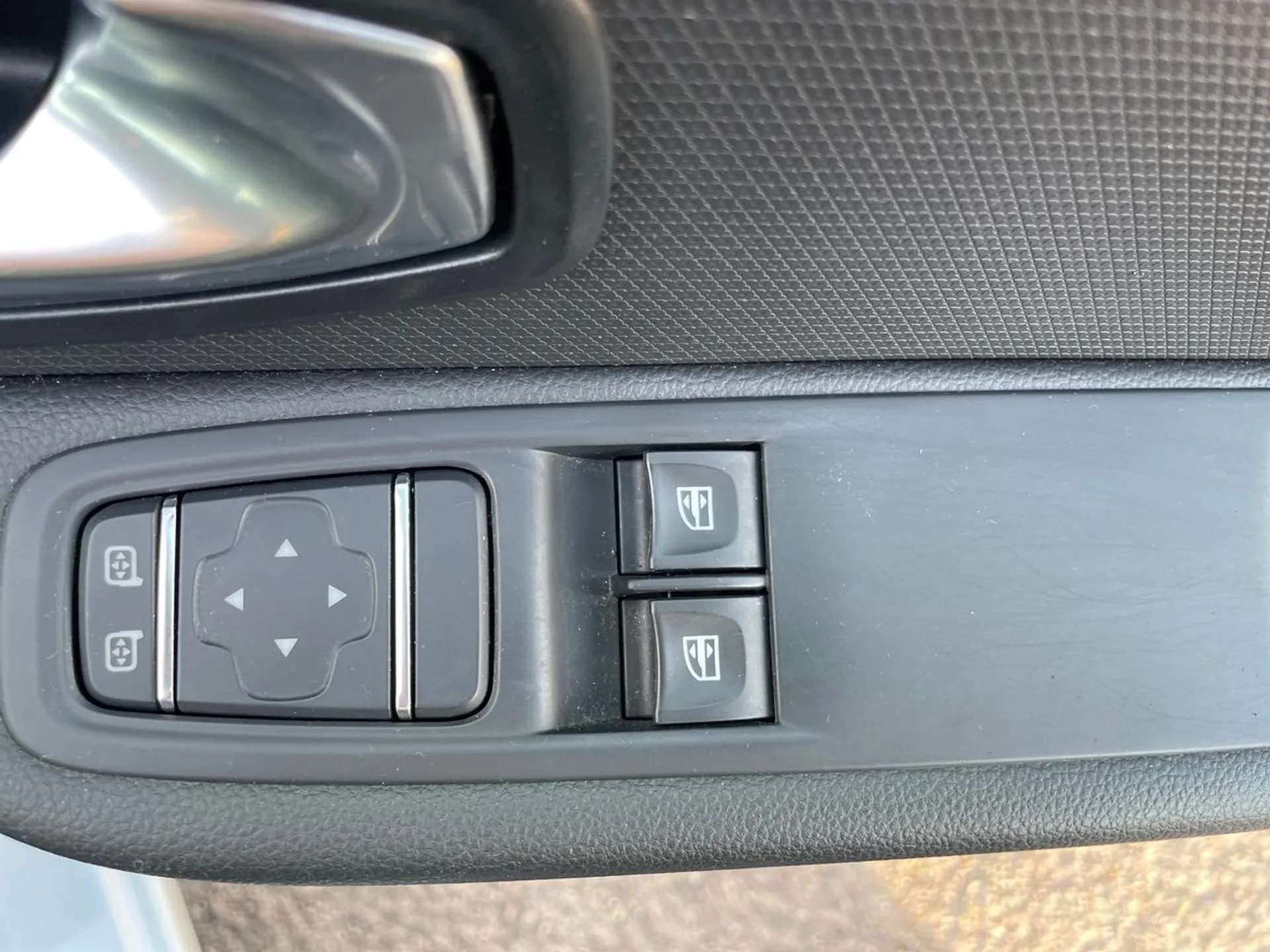 2018 RENAULT CLIO 2018 RENAULT CLIO