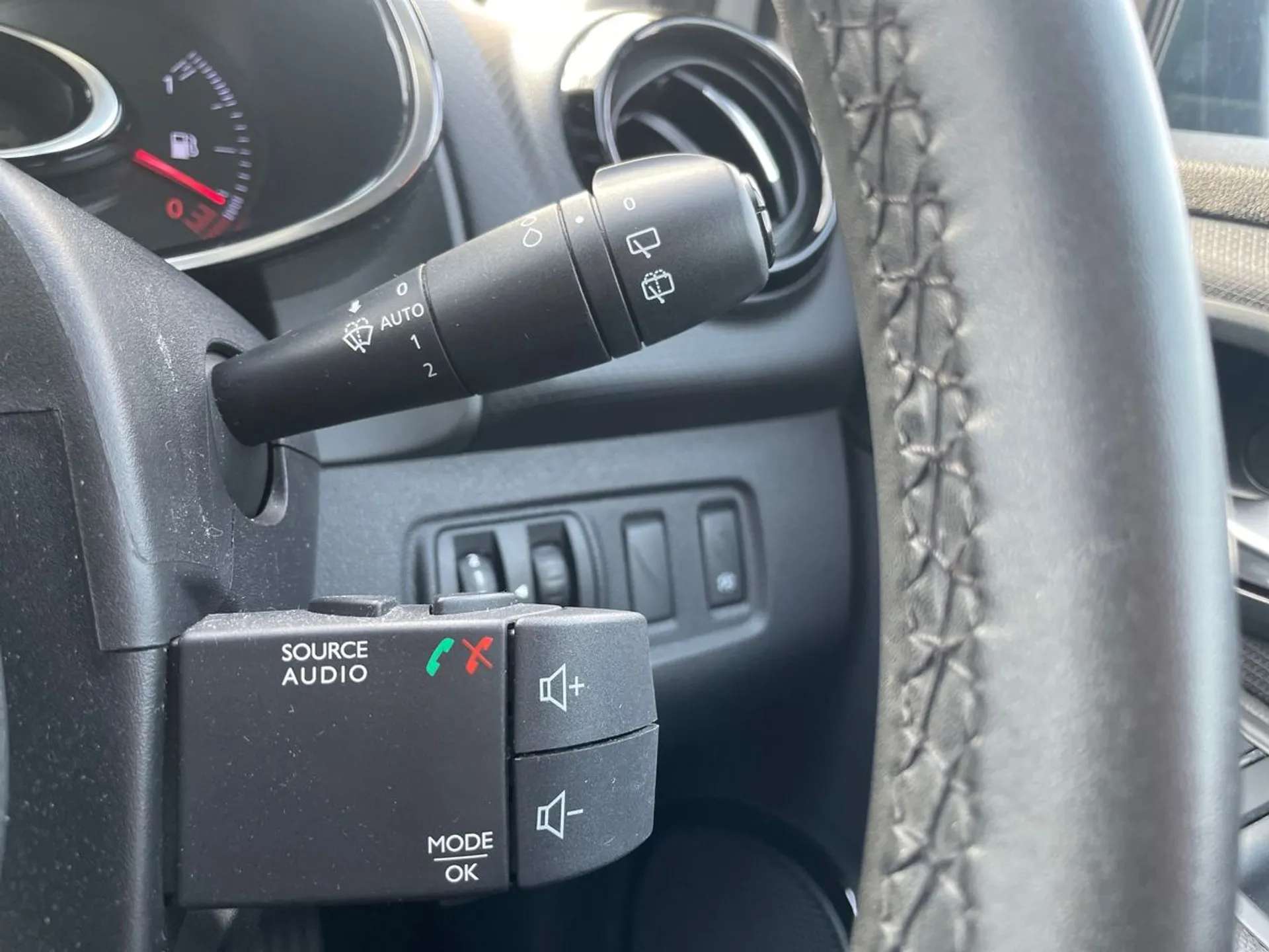 2018 RENAULT CLIO 2018 RENAULT CLIO