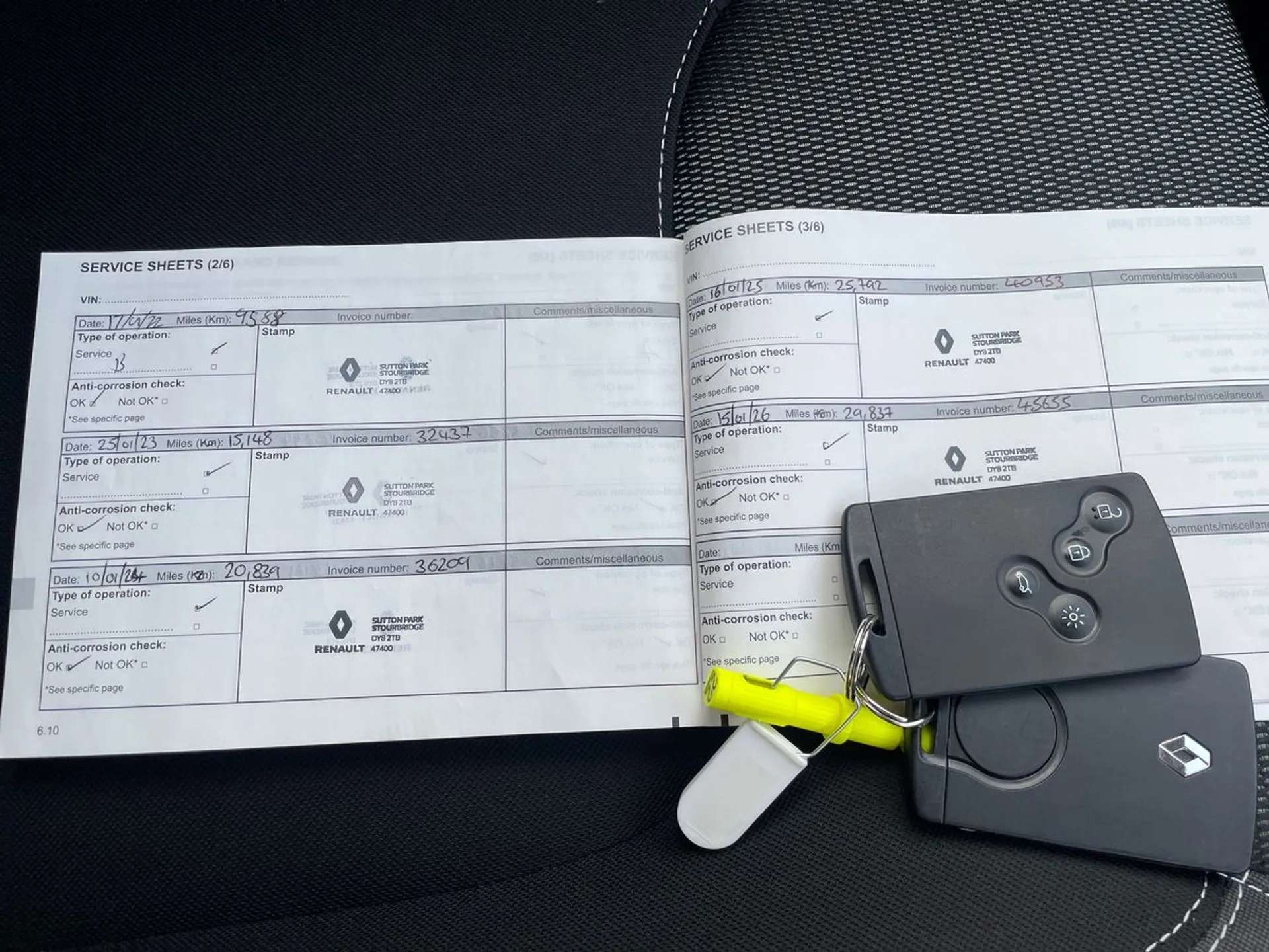 2018 RENAULT CLIO 2018 RENAULT CLIO