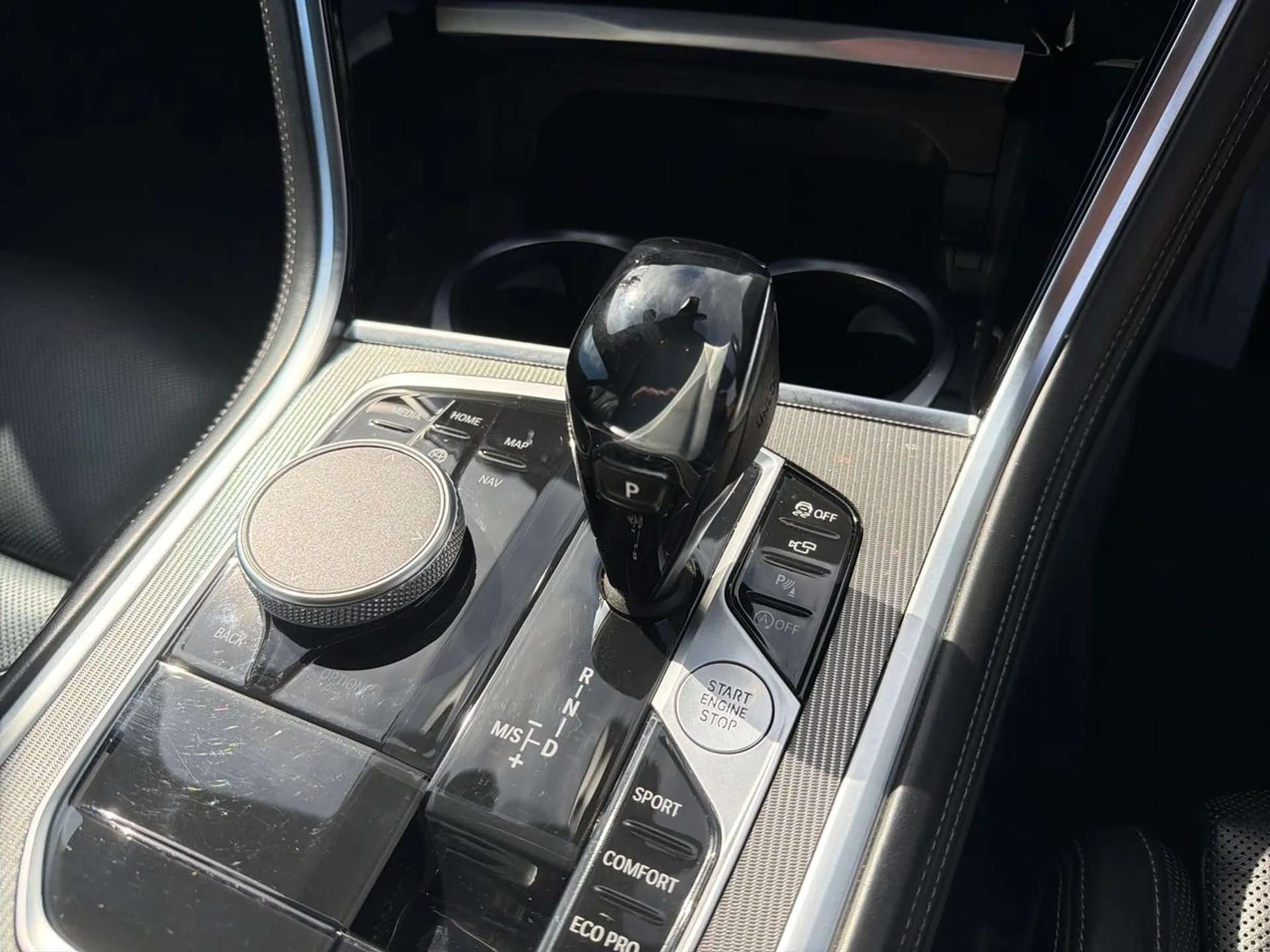 2021 BMW 8 SERIES 2021 BMW 8 SERIES