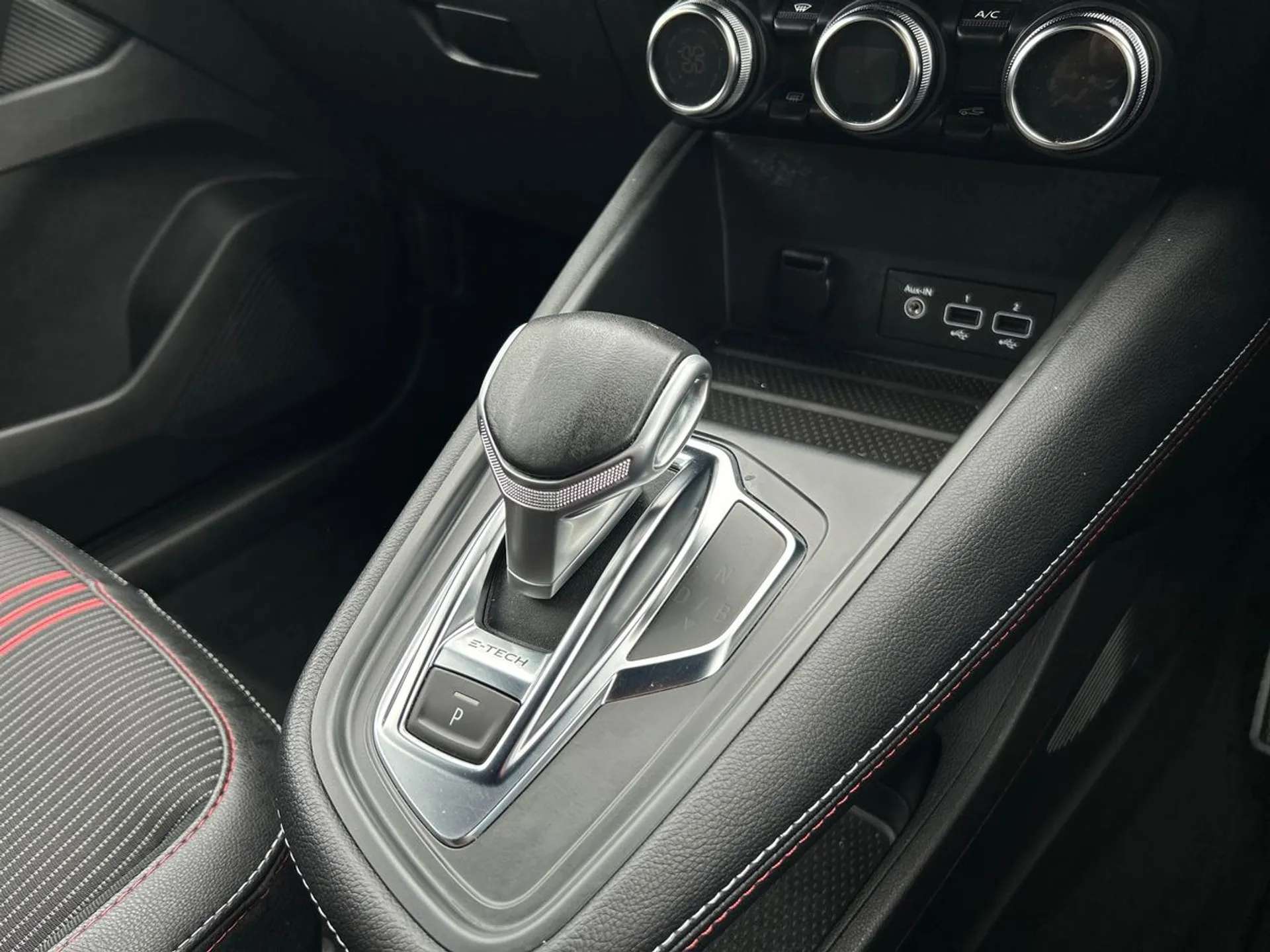 2022 RENAULT CAPTUR 2022 RENAULT CAPTUR