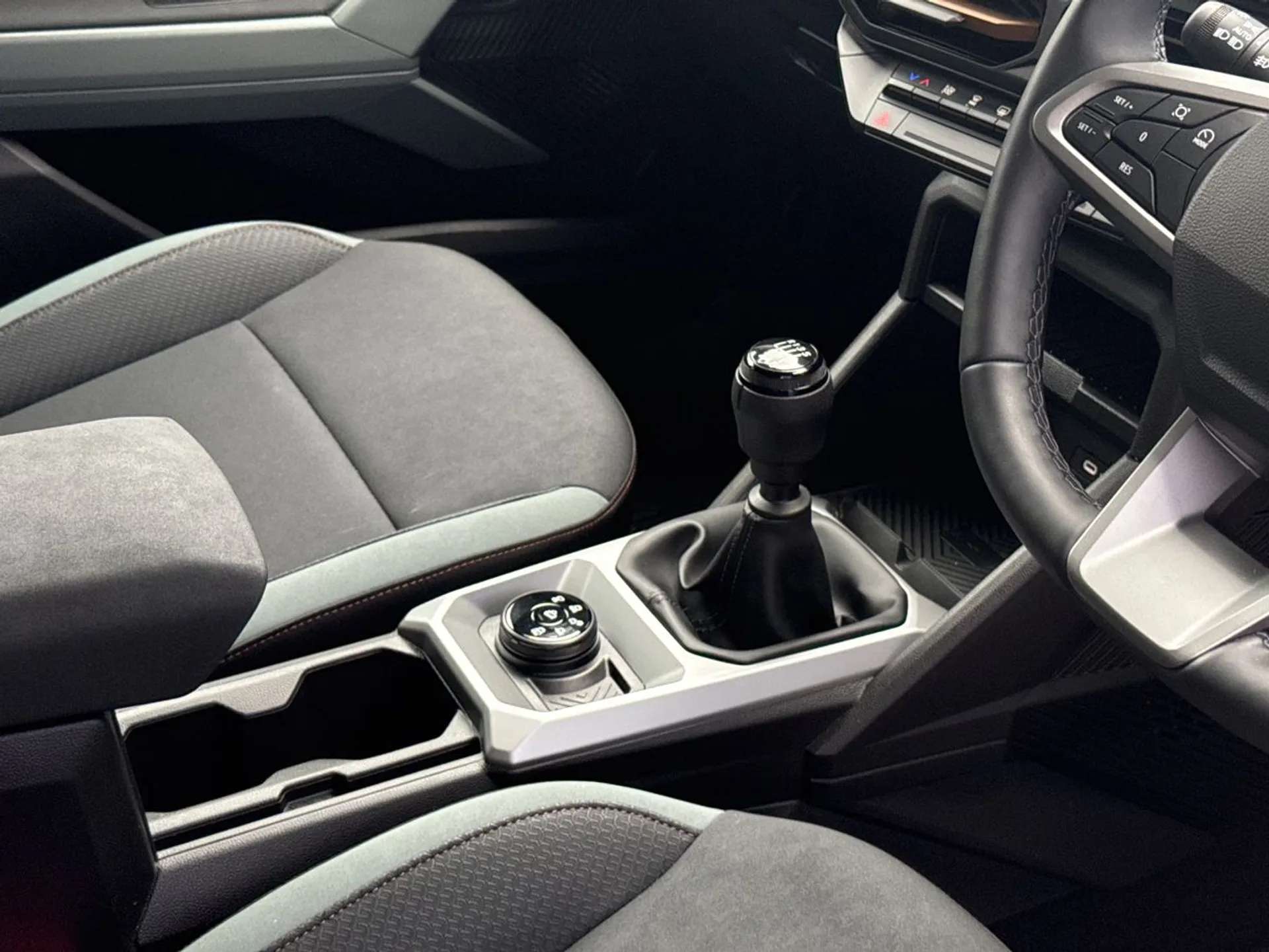 2025 DACIA DUSTER 2025 DACIA DUSTER