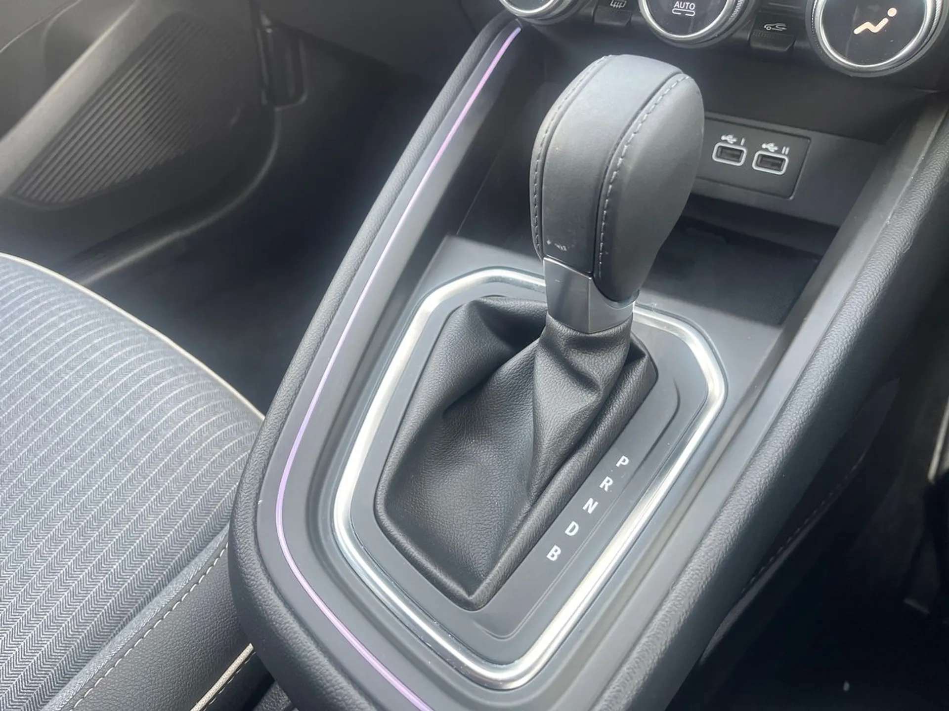 2024 RENAULT CLIO 2024 RENAULT CLIO