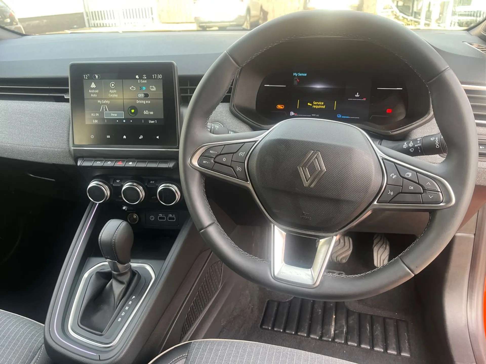 2024 RENAULT CLIO 2024 RENAULT CLIO