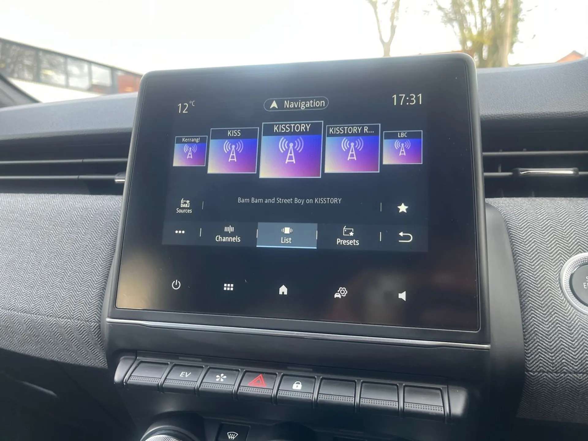 2024 RENAULT CLIO 2024 RENAULT CLIO