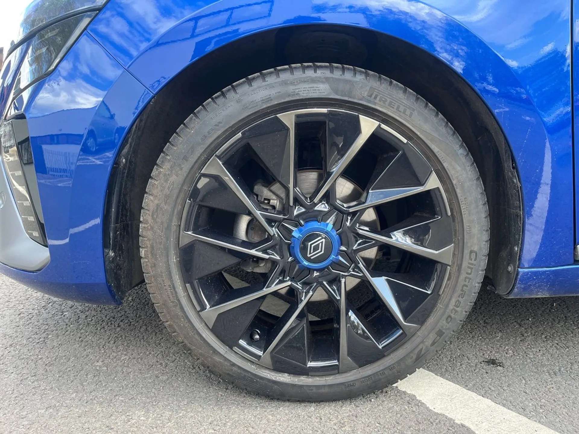 2025 RENAULT CLIO 2025 RENAULT CLIO