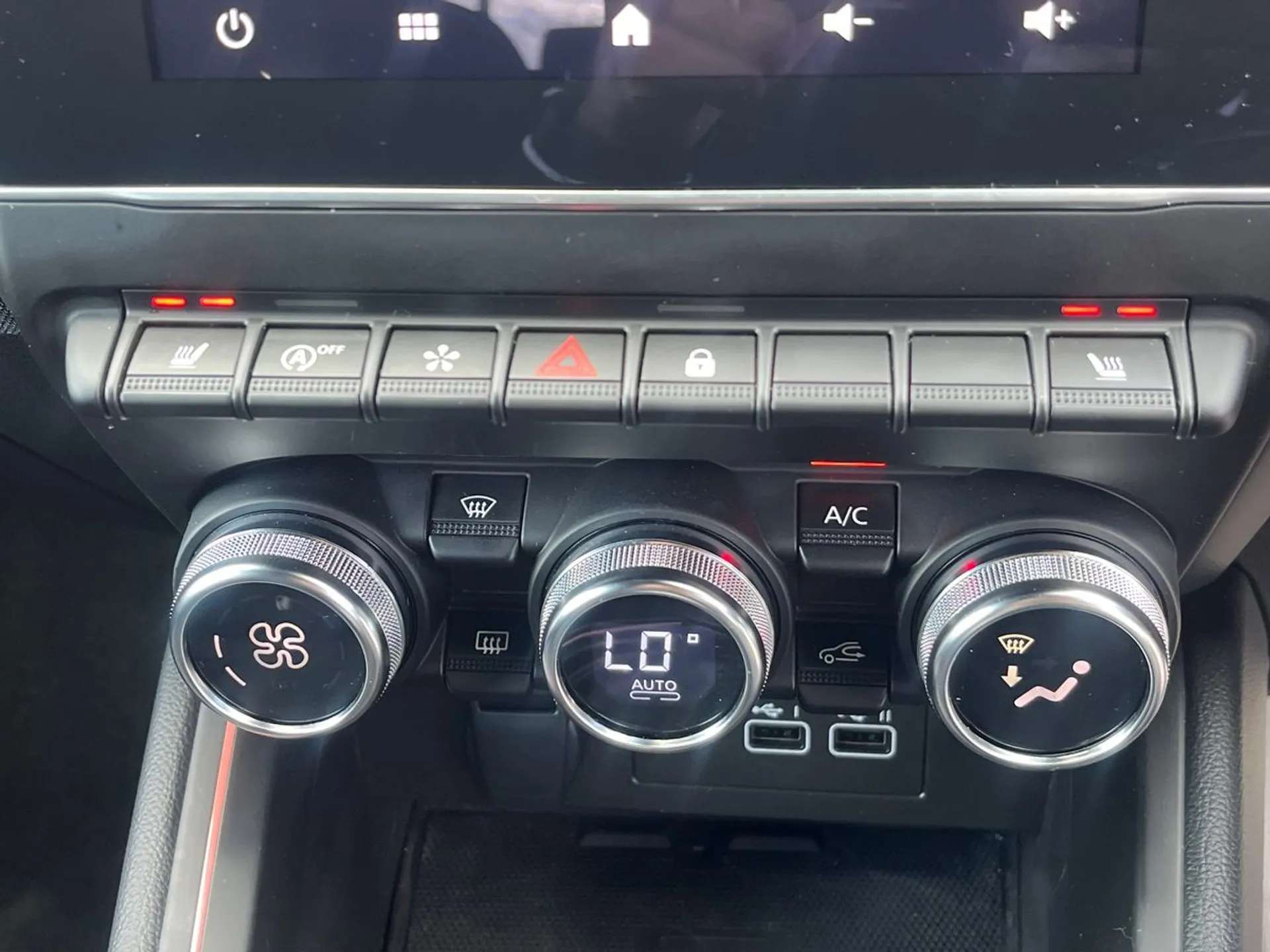 2025 RENAULT CLIO 2025 RENAULT CLIO