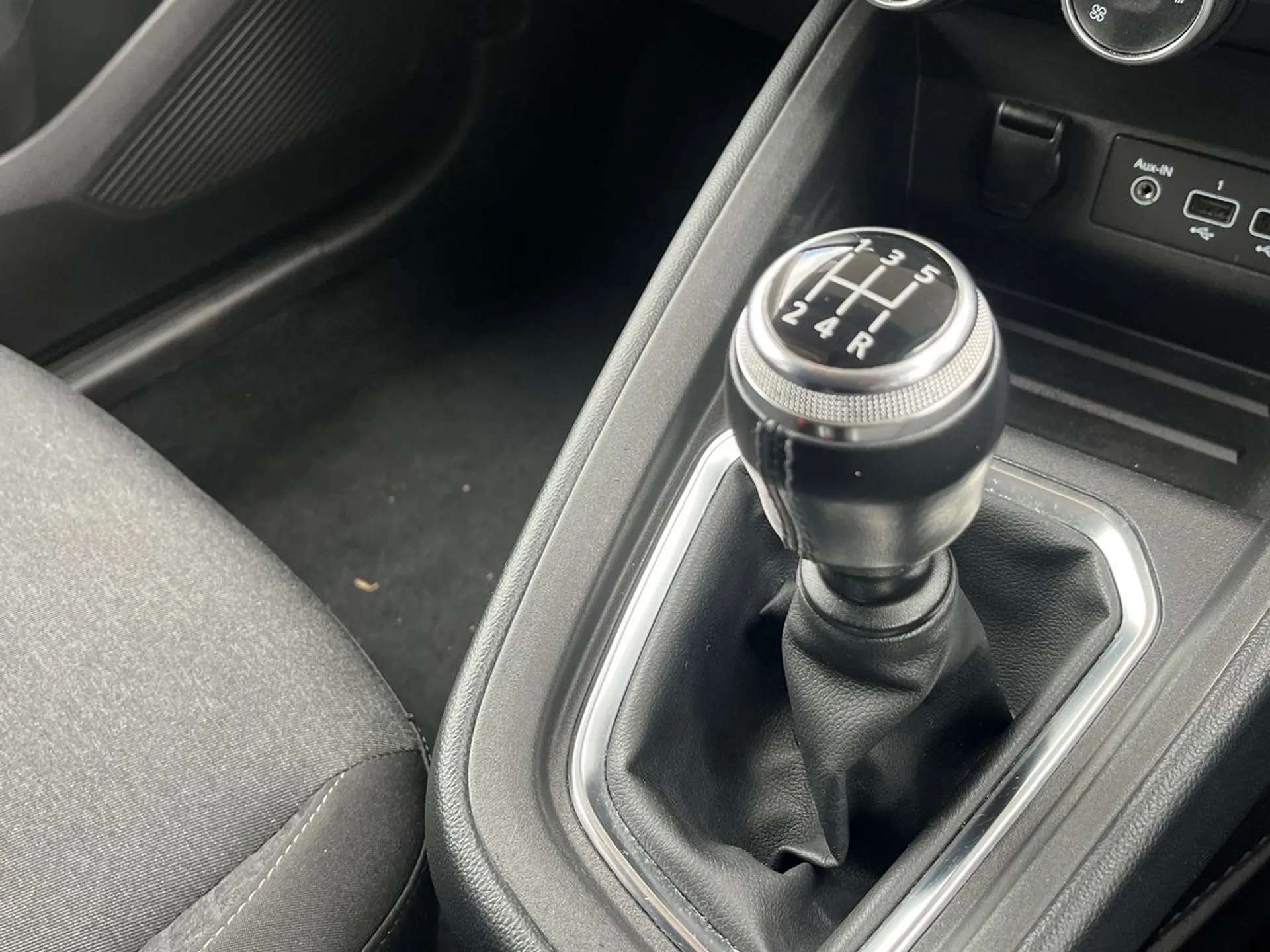 2020 RENAULT CLIO 2020 RENAULT CLIO
