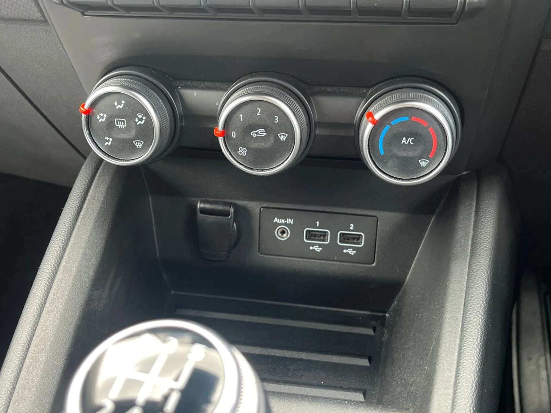 2020 RENAULT CLIO 2020 RENAULT CLIO