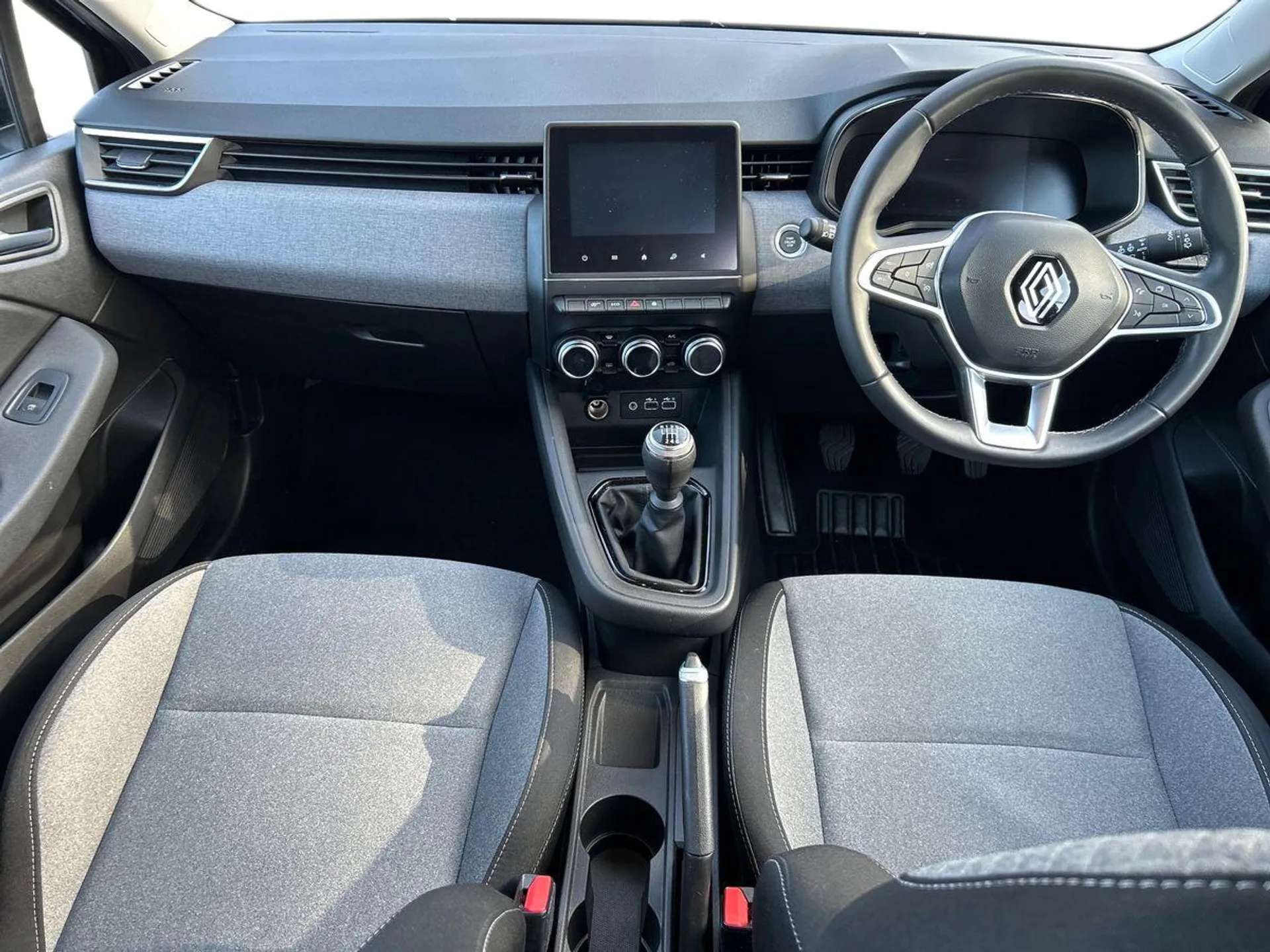 2024 RENAULT CLIO 2024 RENAULT CLIO
