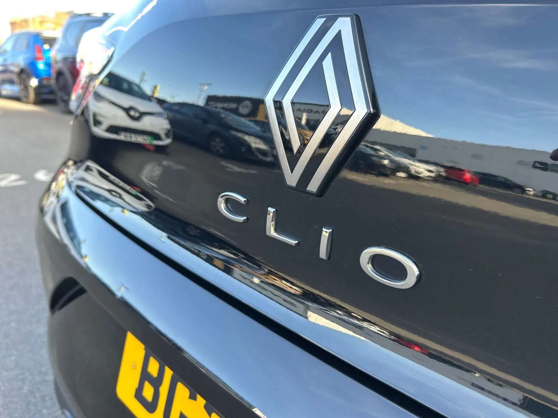 2024 RENAULT CLIO 2024 RENAULT CLIO