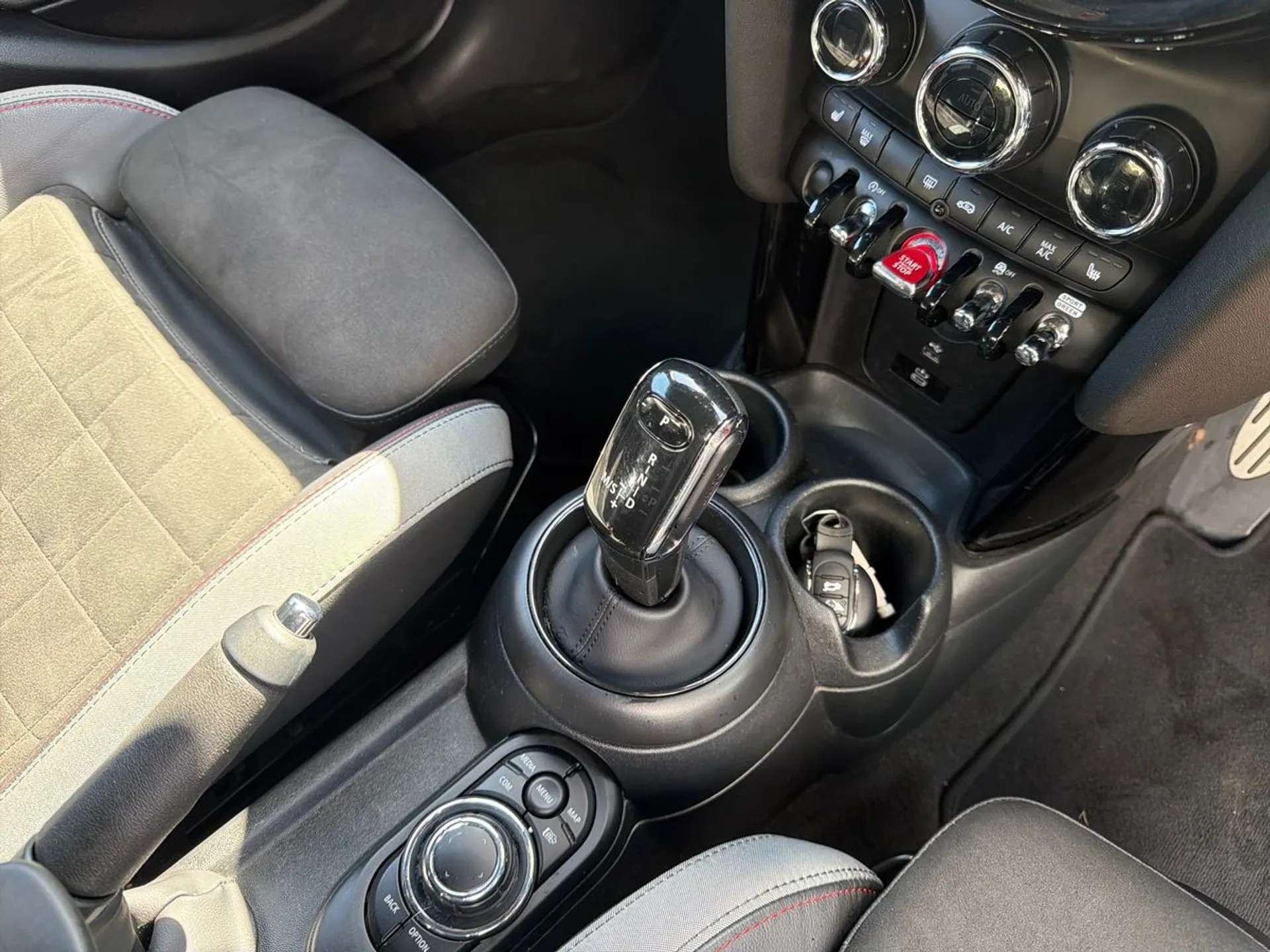 2023 MINI COOPER 2023 MINI COOPER