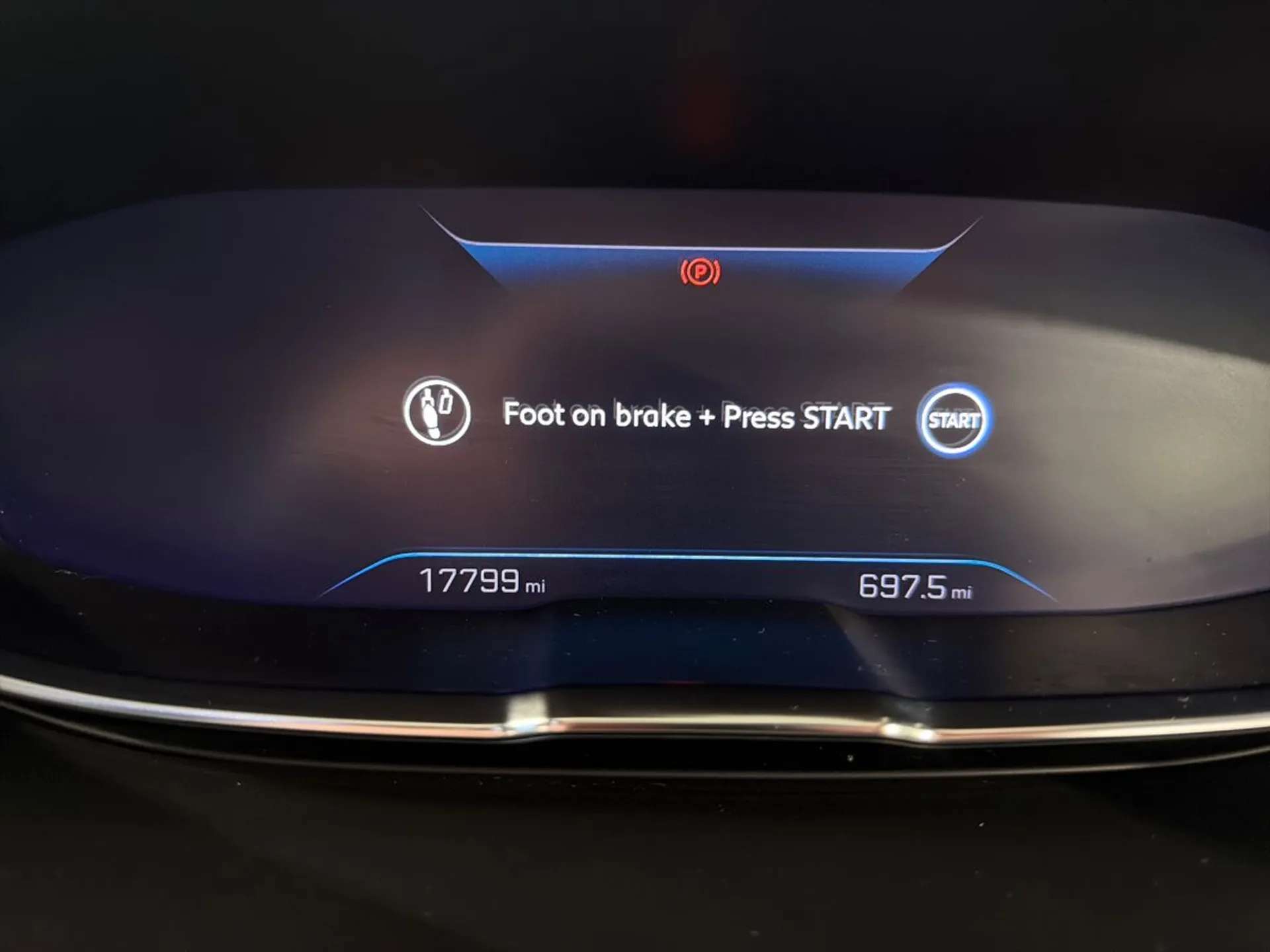 2021 PEUGEOT 5008 2021 PEUGEOT 5008