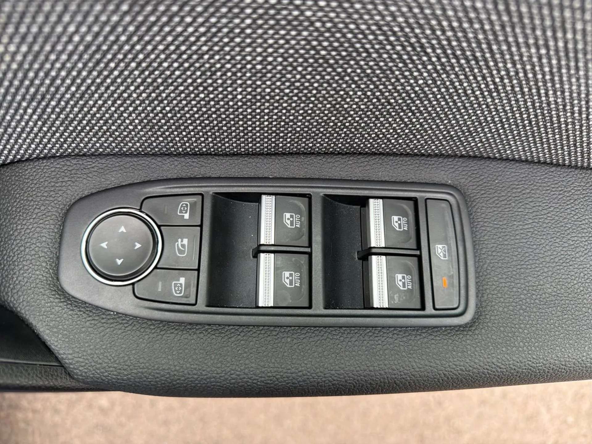 2025 RENAULT CAPTUR 2025 RENAULT CAPTUR