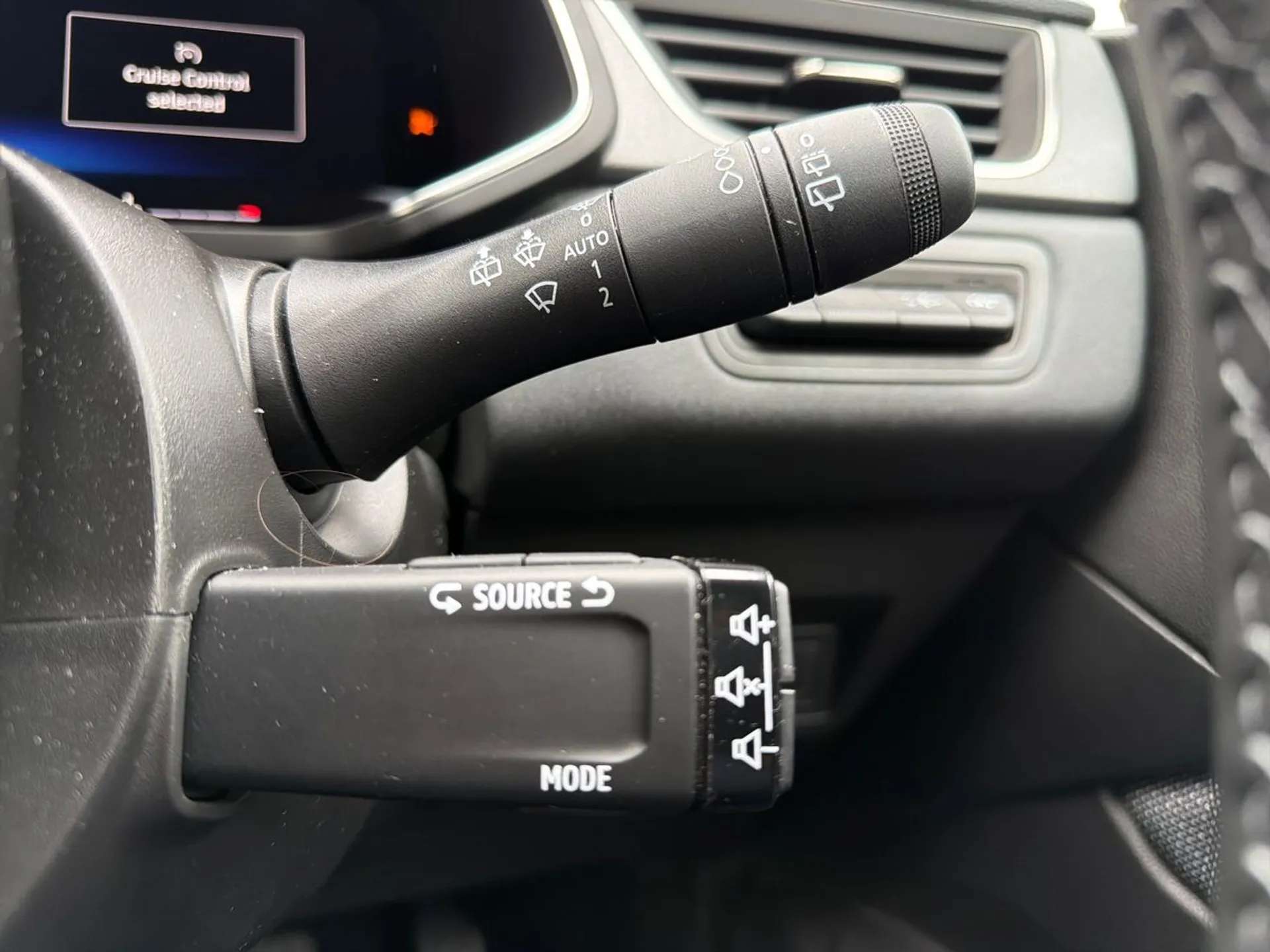 2025 RENAULT CAPTUR 2025 RENAULT CAPTUR
