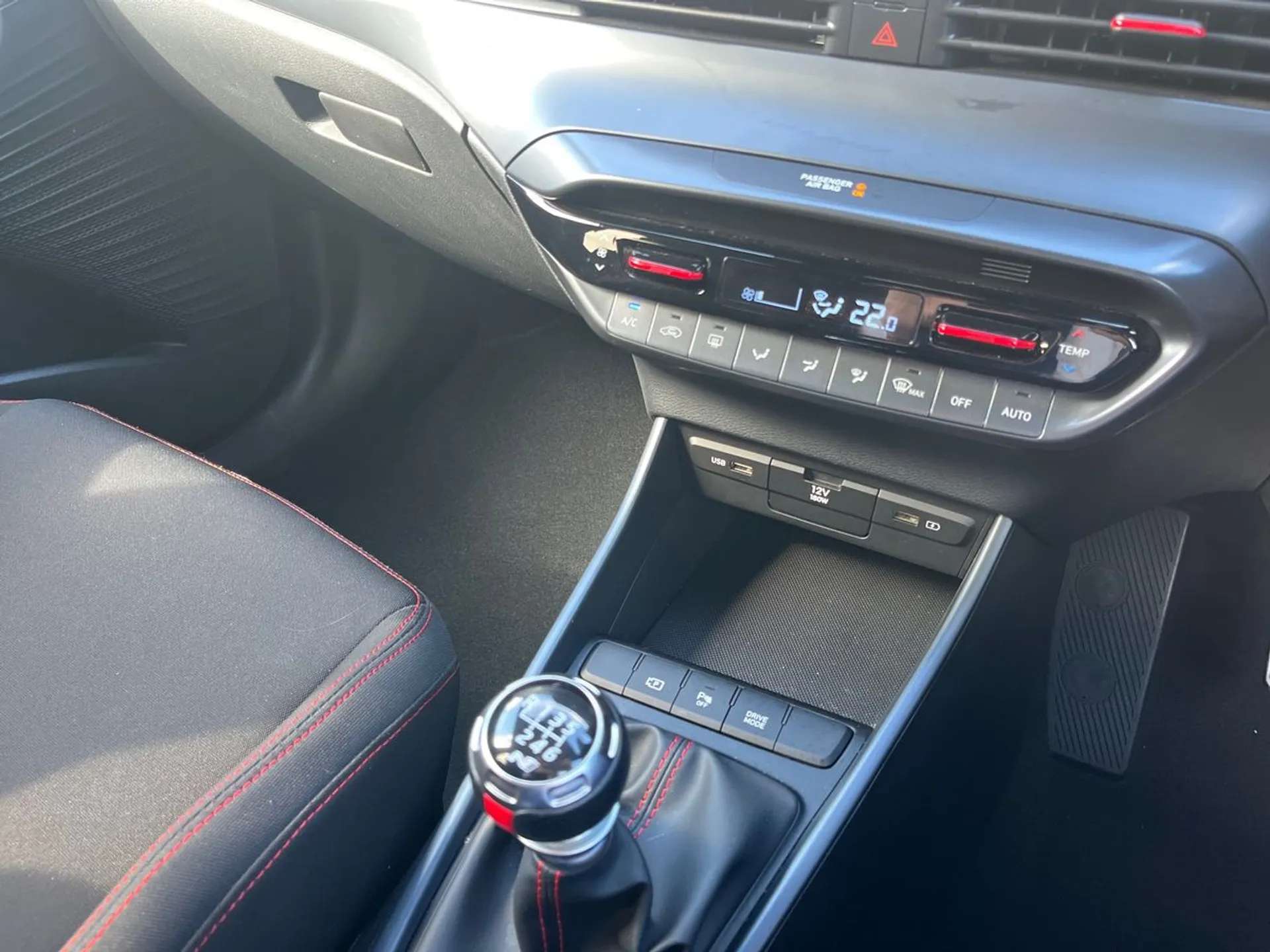 2024 HYUNDAI I20 2024 HYUNDAI I20