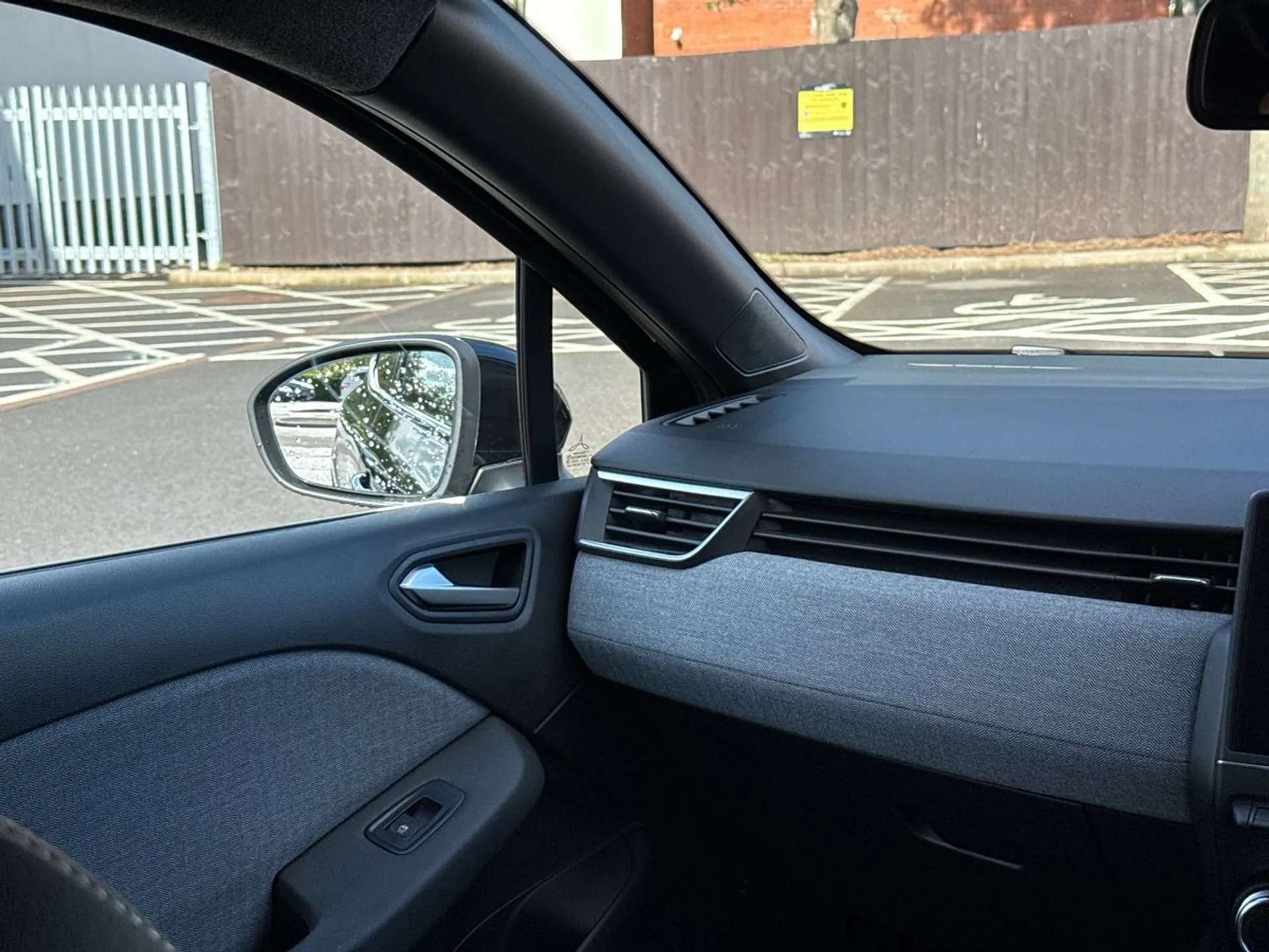 2025 RENAULT CLIO 2025 RENAULT CLIO