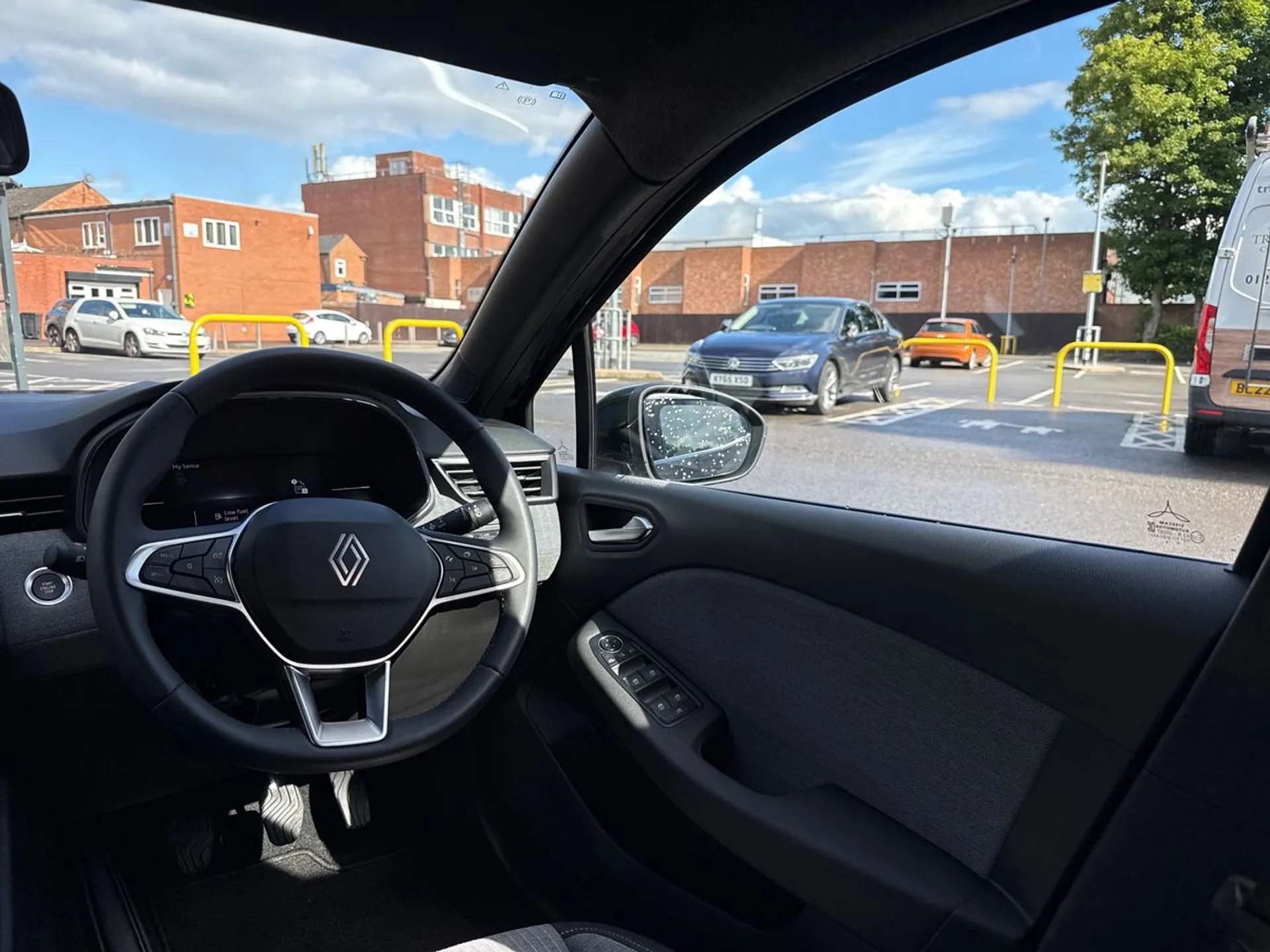 2025 RENAULT CLIO 2025 RENAULT CLIO